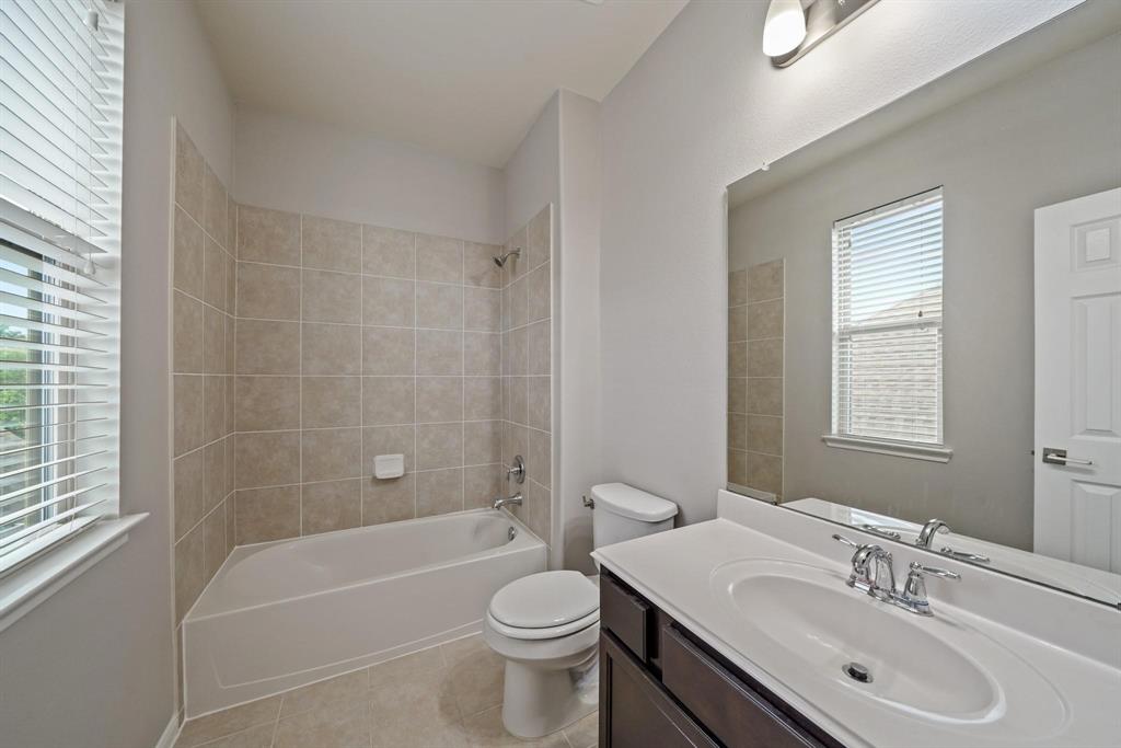 5371 Blue Mountain Lane