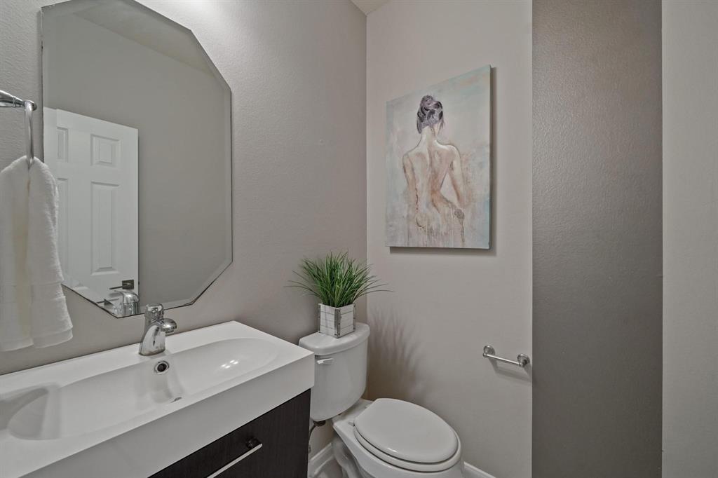 5371 Blue Mountain Lane