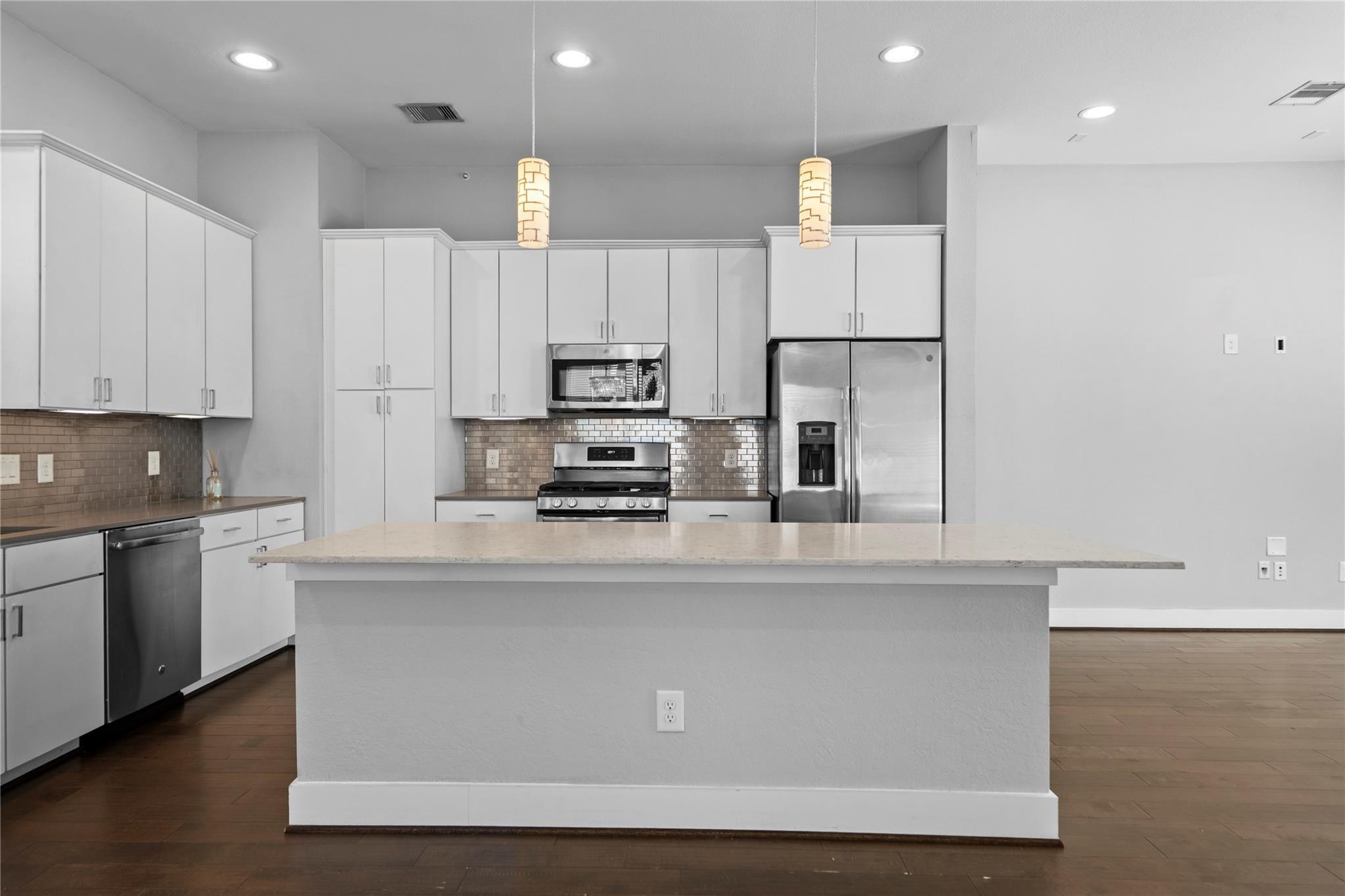 8409 Hempstead Road # H, Houston Unit: H