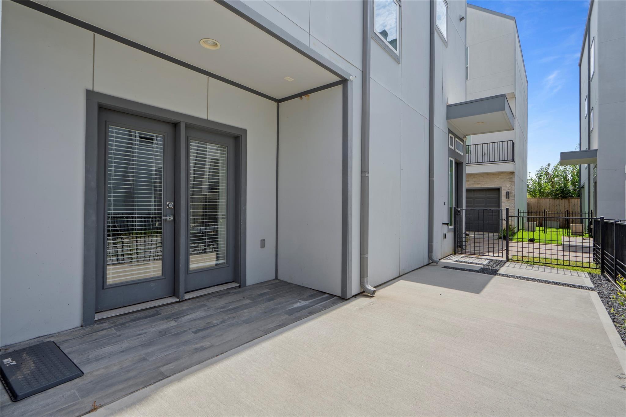 8409 Hempstead Road # H, Houston Unit: H