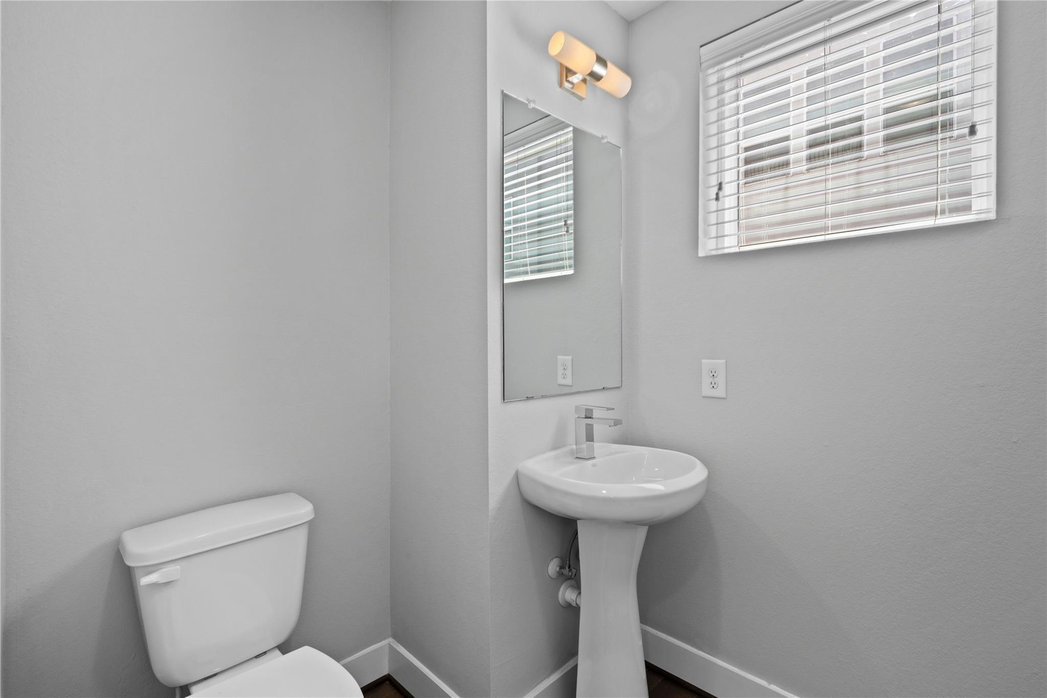 8409 Hempstead Road # H, Houston Unit: H