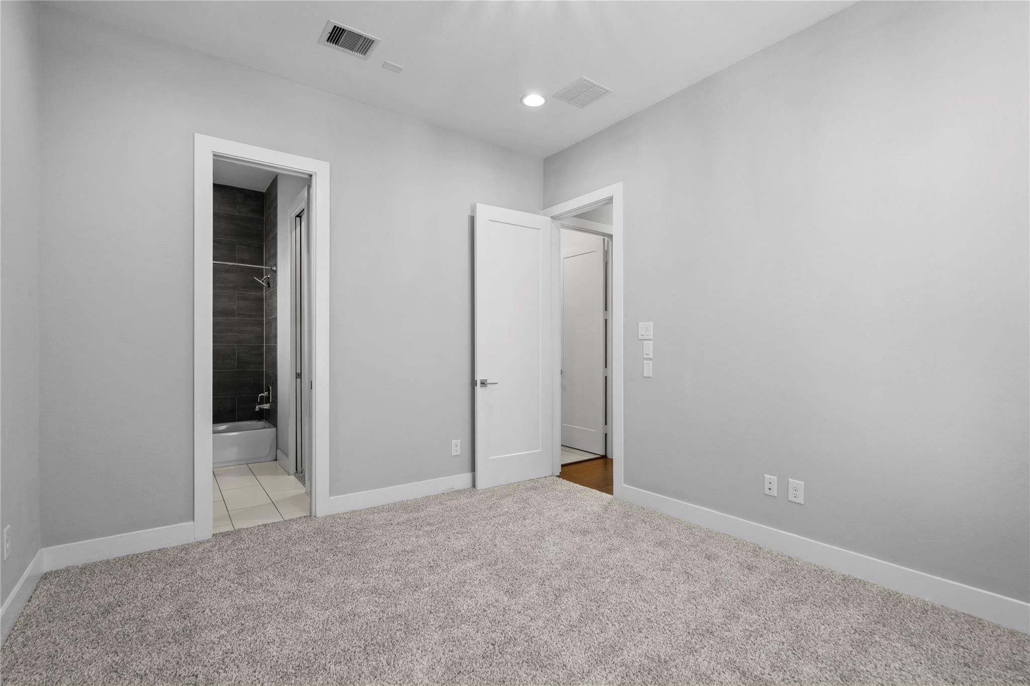 8409 Hempstead Road # H, Houston Unit: H