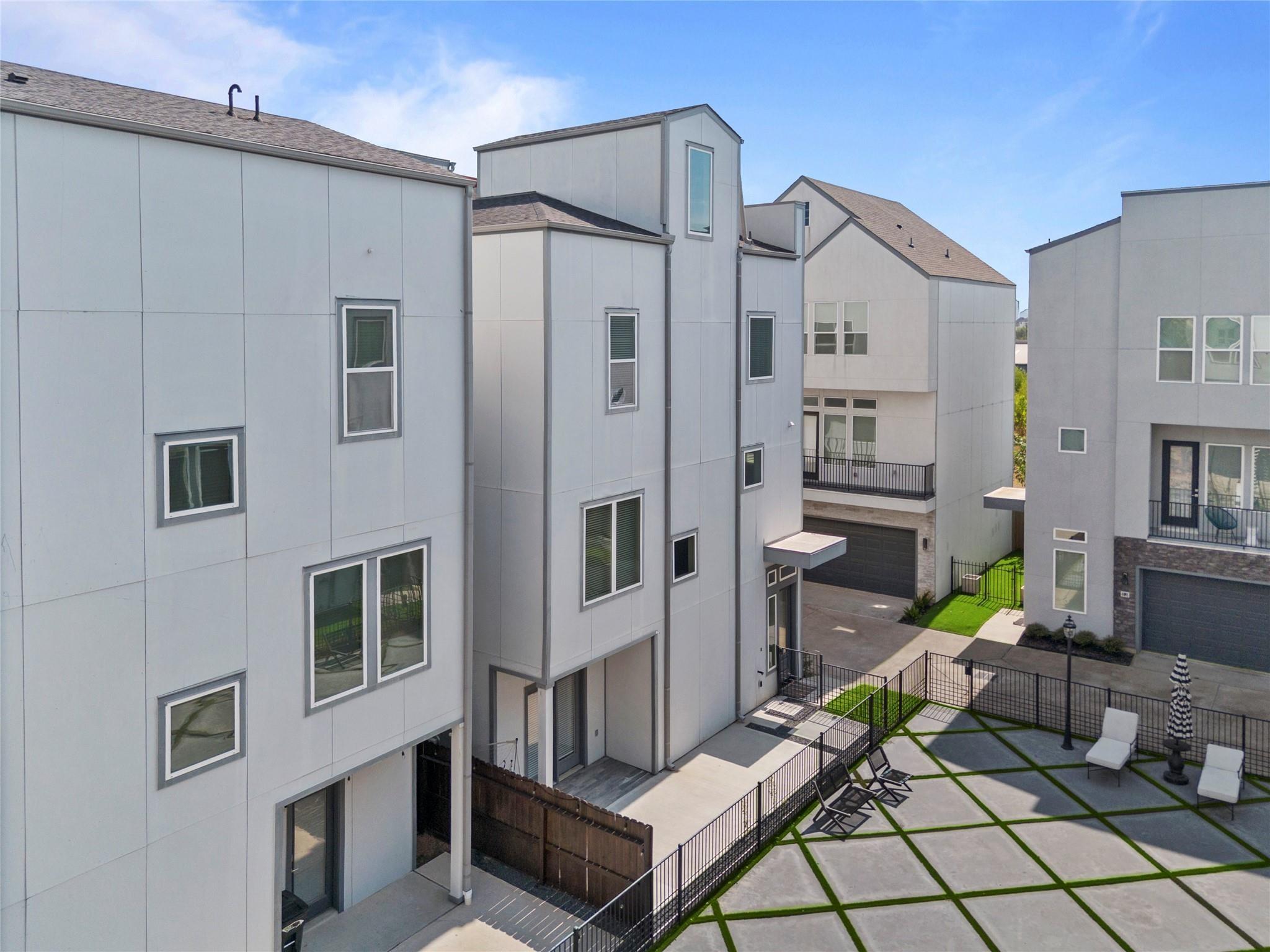 8409 Hempstead Road # H, Houston Unit: H