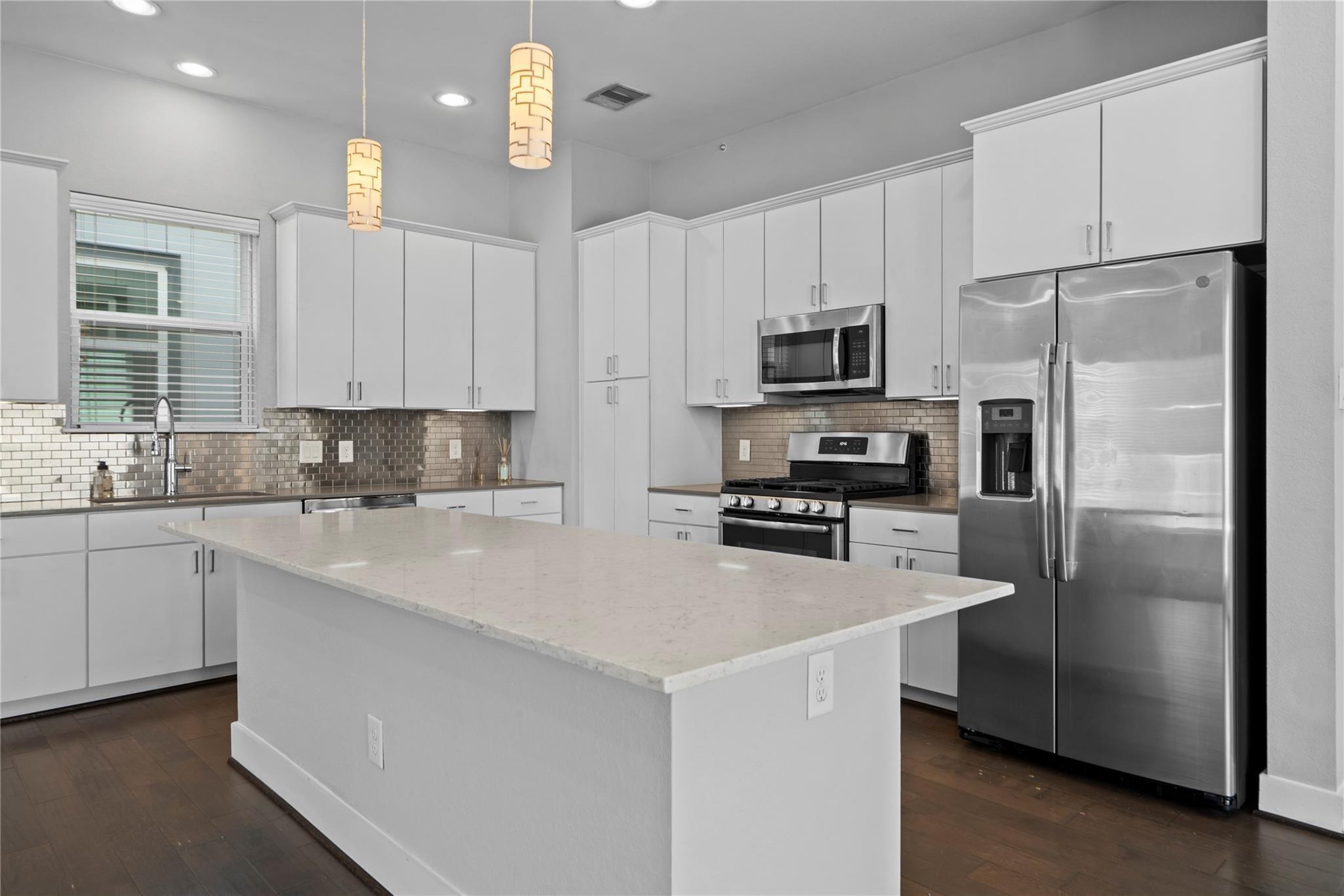 8409 Hempstead Road # H, Houston Unit: H