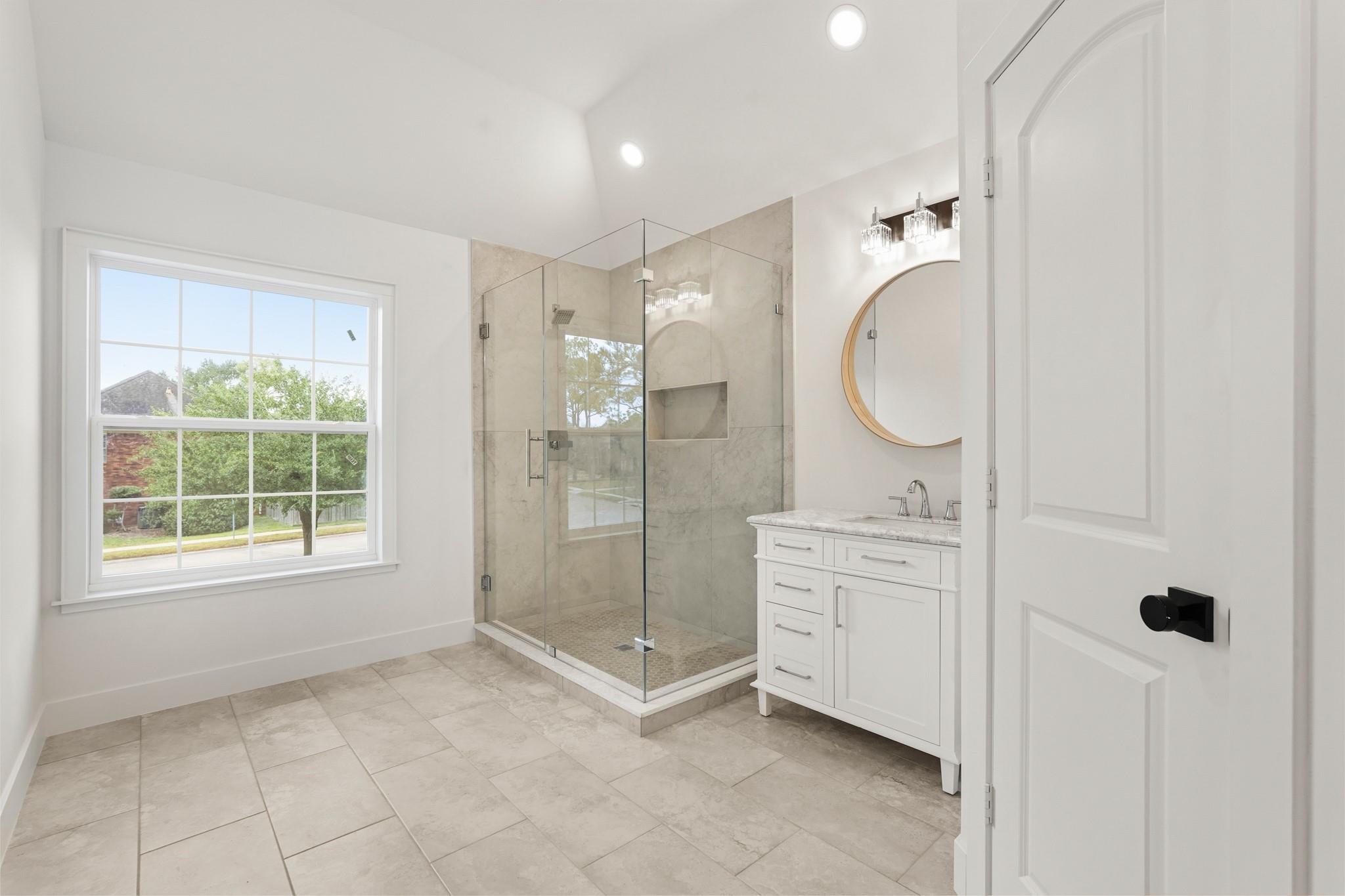 4407 Knightsbridge Boulevard