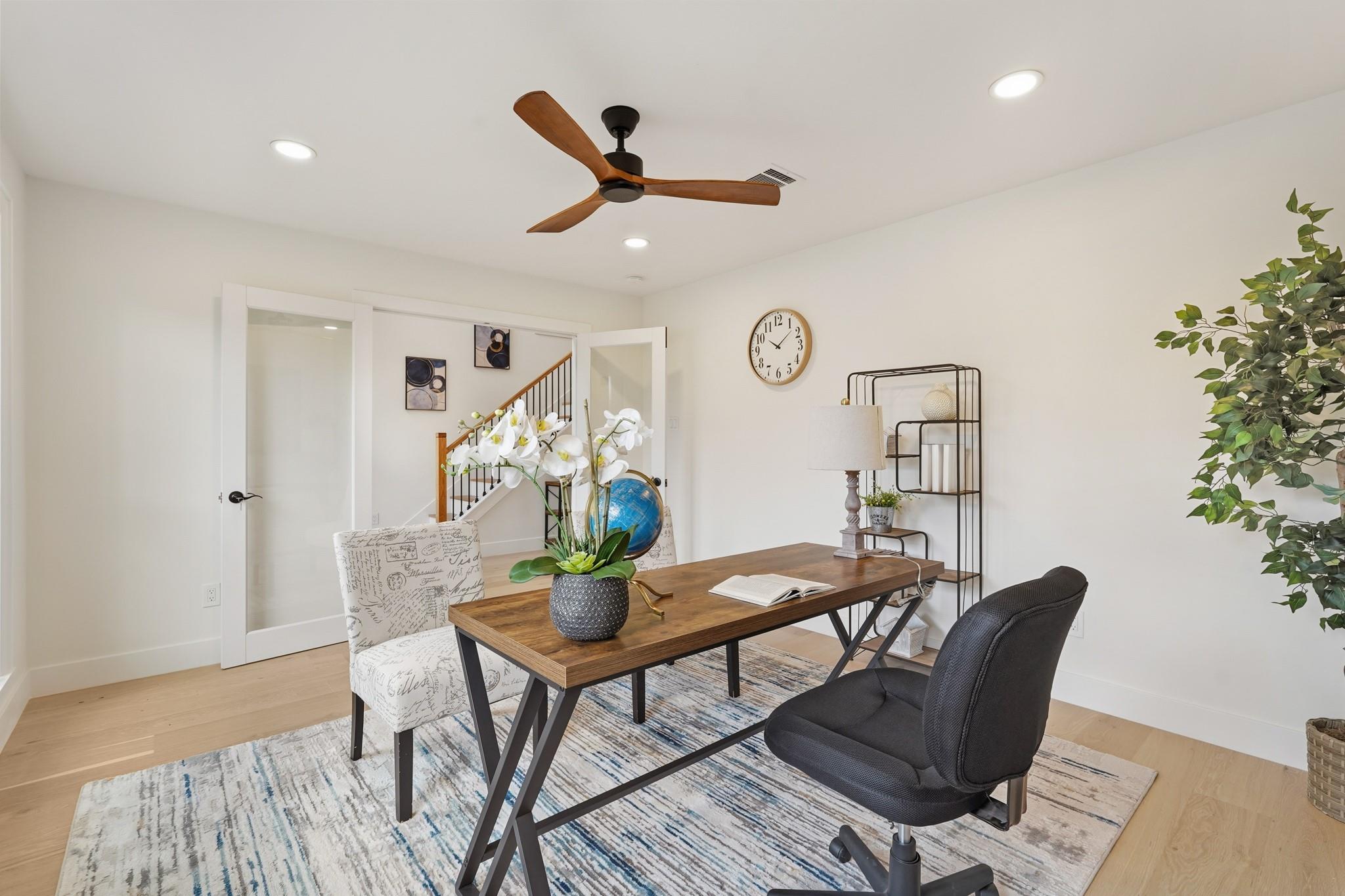 4407 Knightsbridge Boulevard