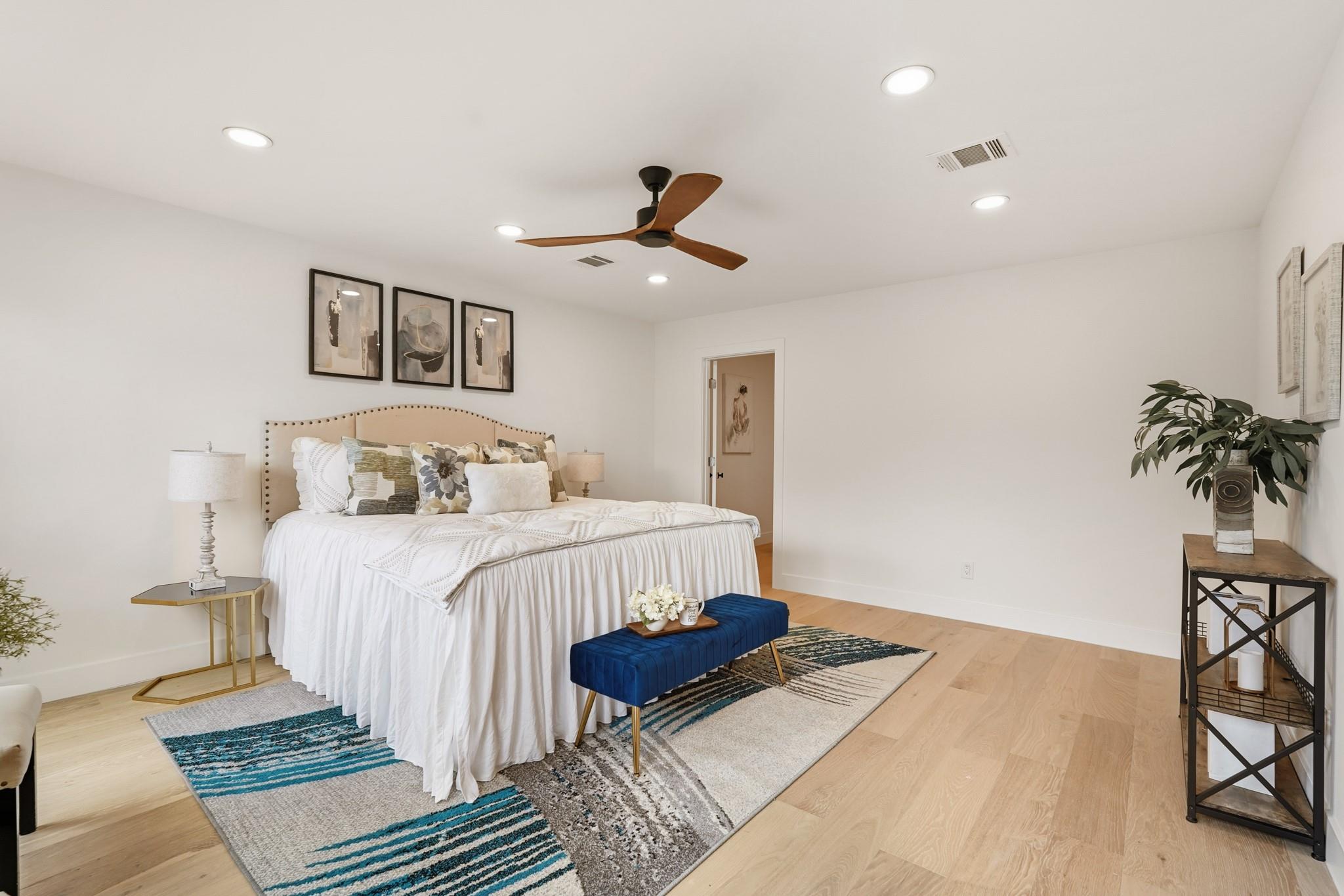 4407 Knightsbridge Boulevard