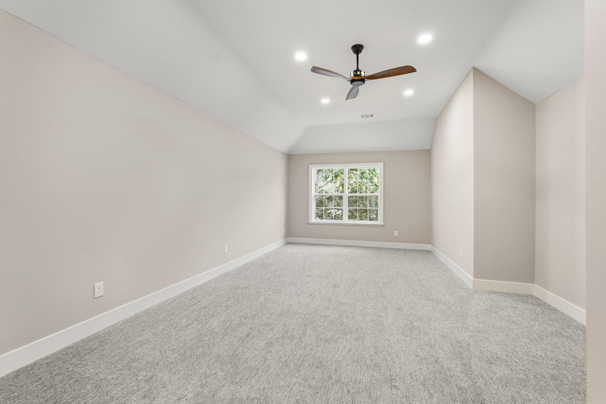 4407 Knightsbridge Boulevard