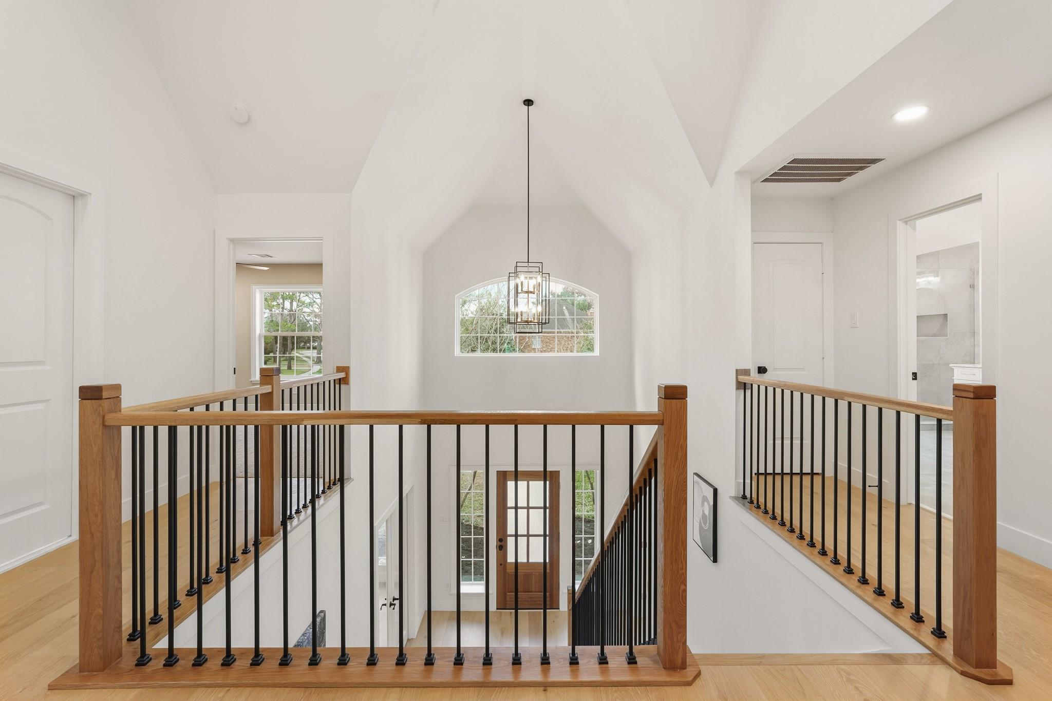 4407 Knightsbridge Boulevard