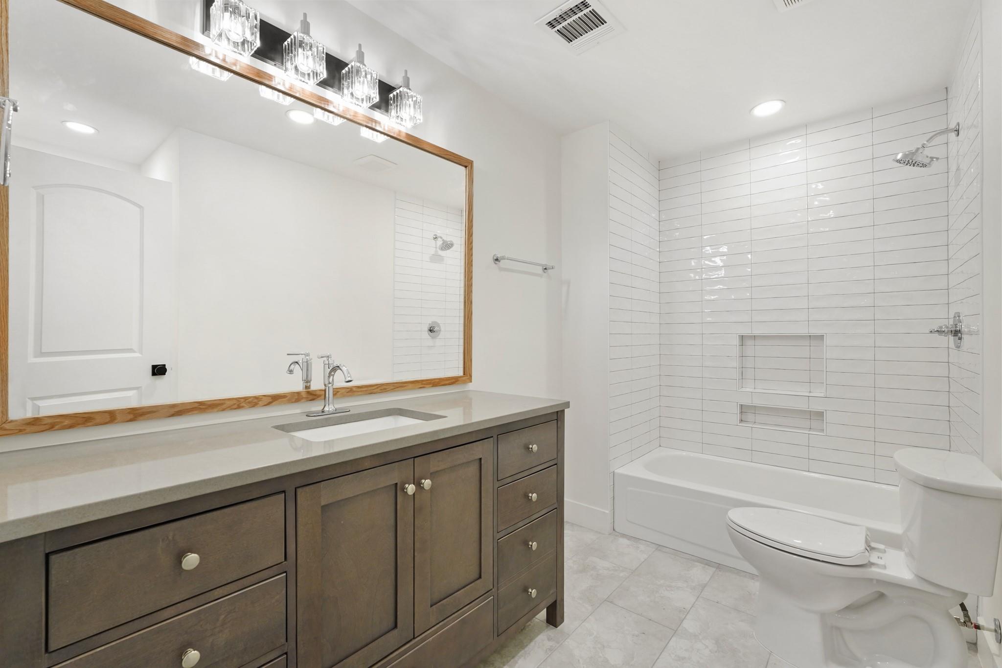 4407 Knightsbridge Boulevard