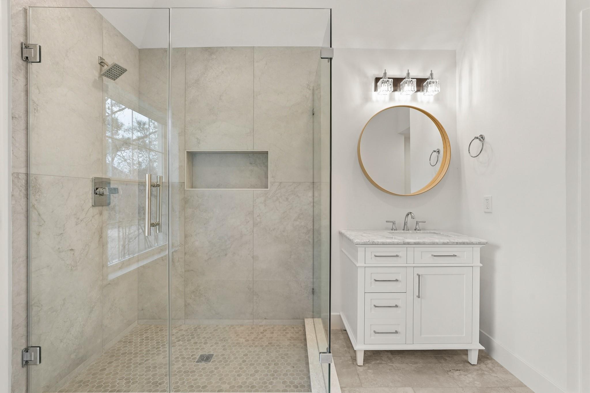 4407 Knightsbridge Boulevard