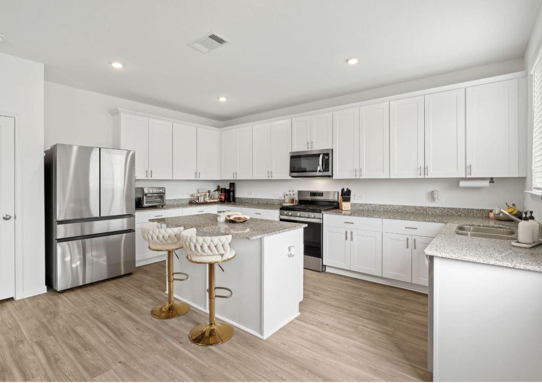 23543 Powmill Street