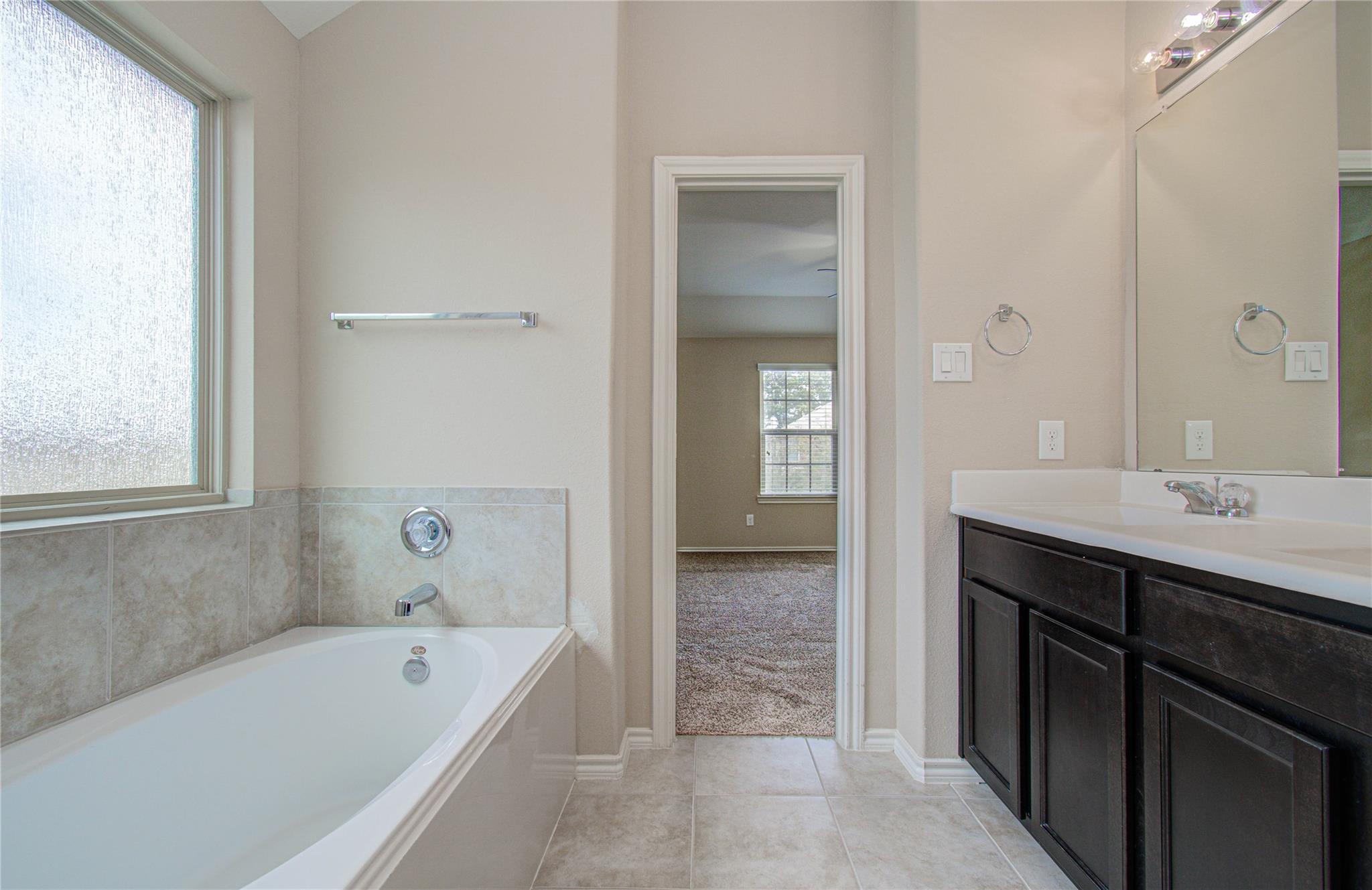 1502 Spencer Glen Lane
