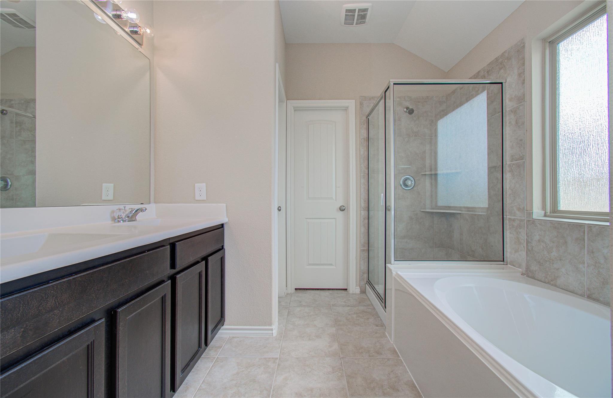 1502 Spencer Glen Lane