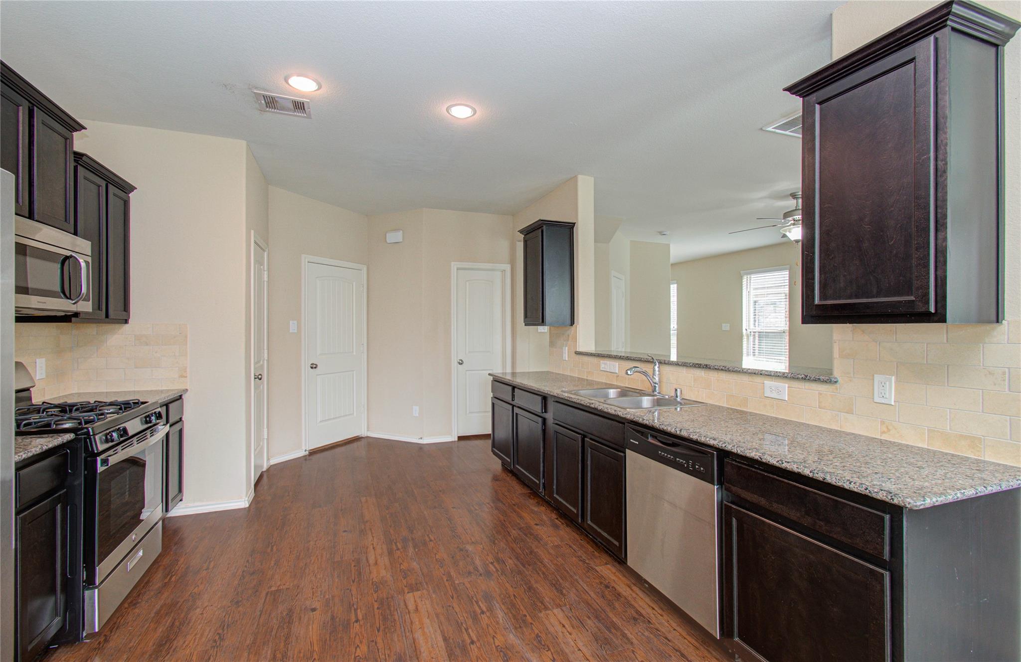 1502 Spencer Glen Lane