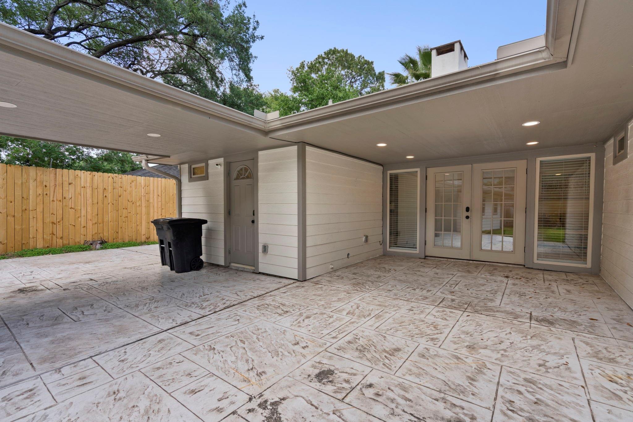 2402 Chimney Rock Road