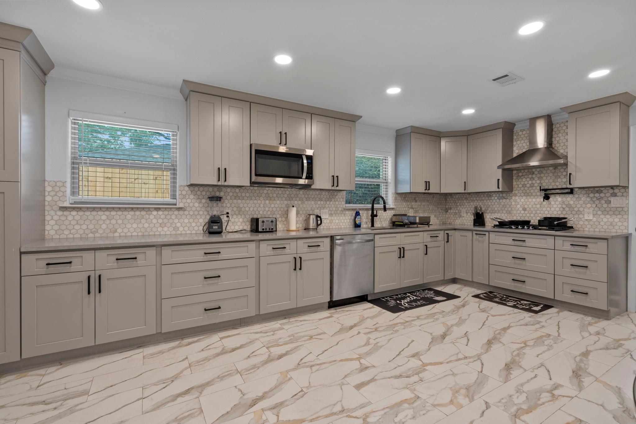 2402 Chimney Rock Road