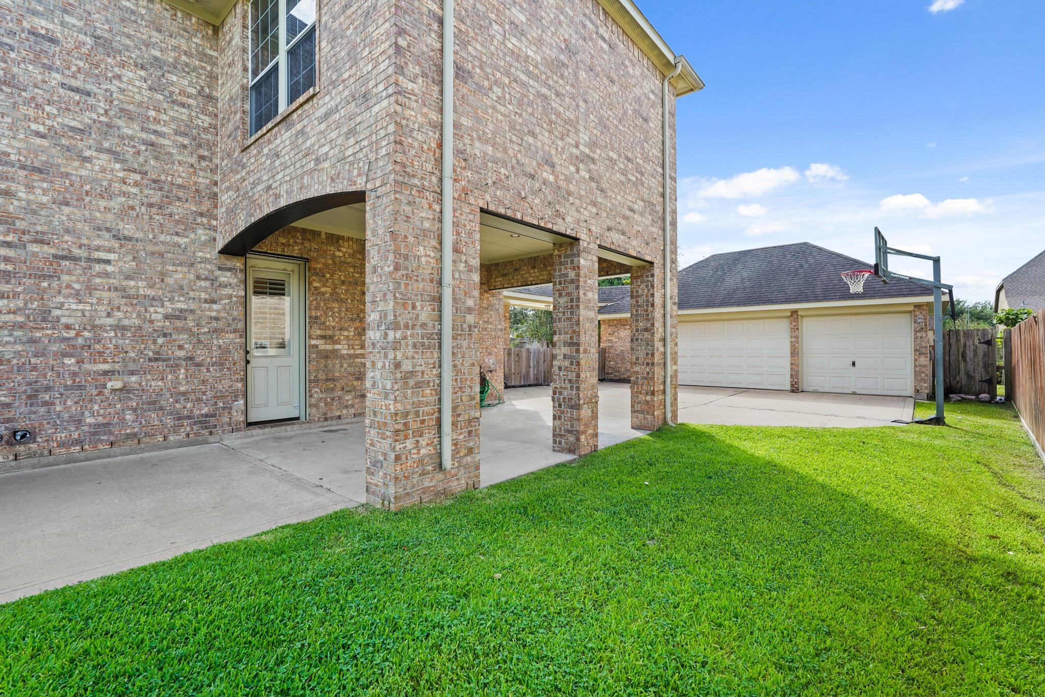 4535 Broken Rock Lane
