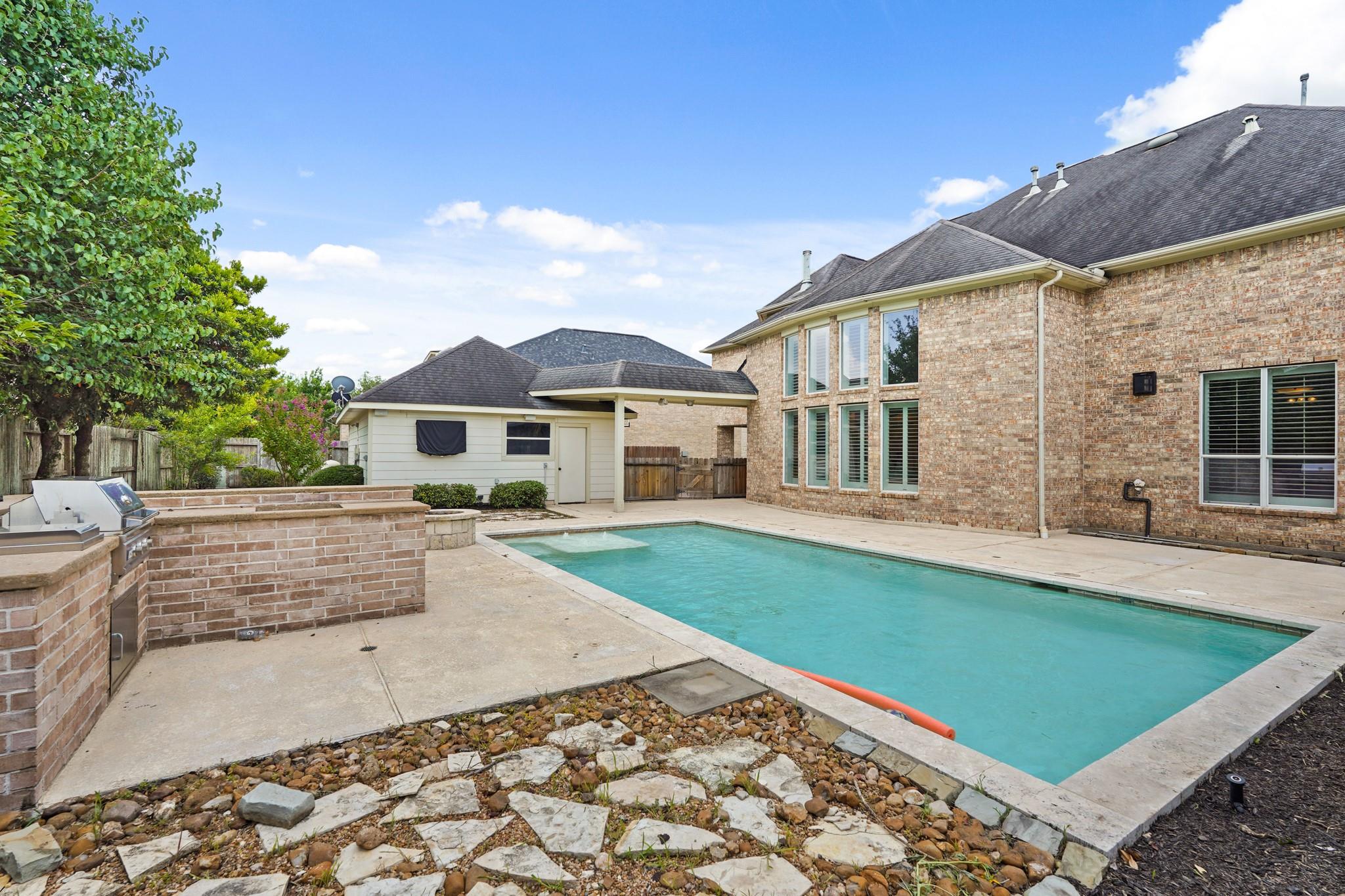 4535 Broken Rock Lane