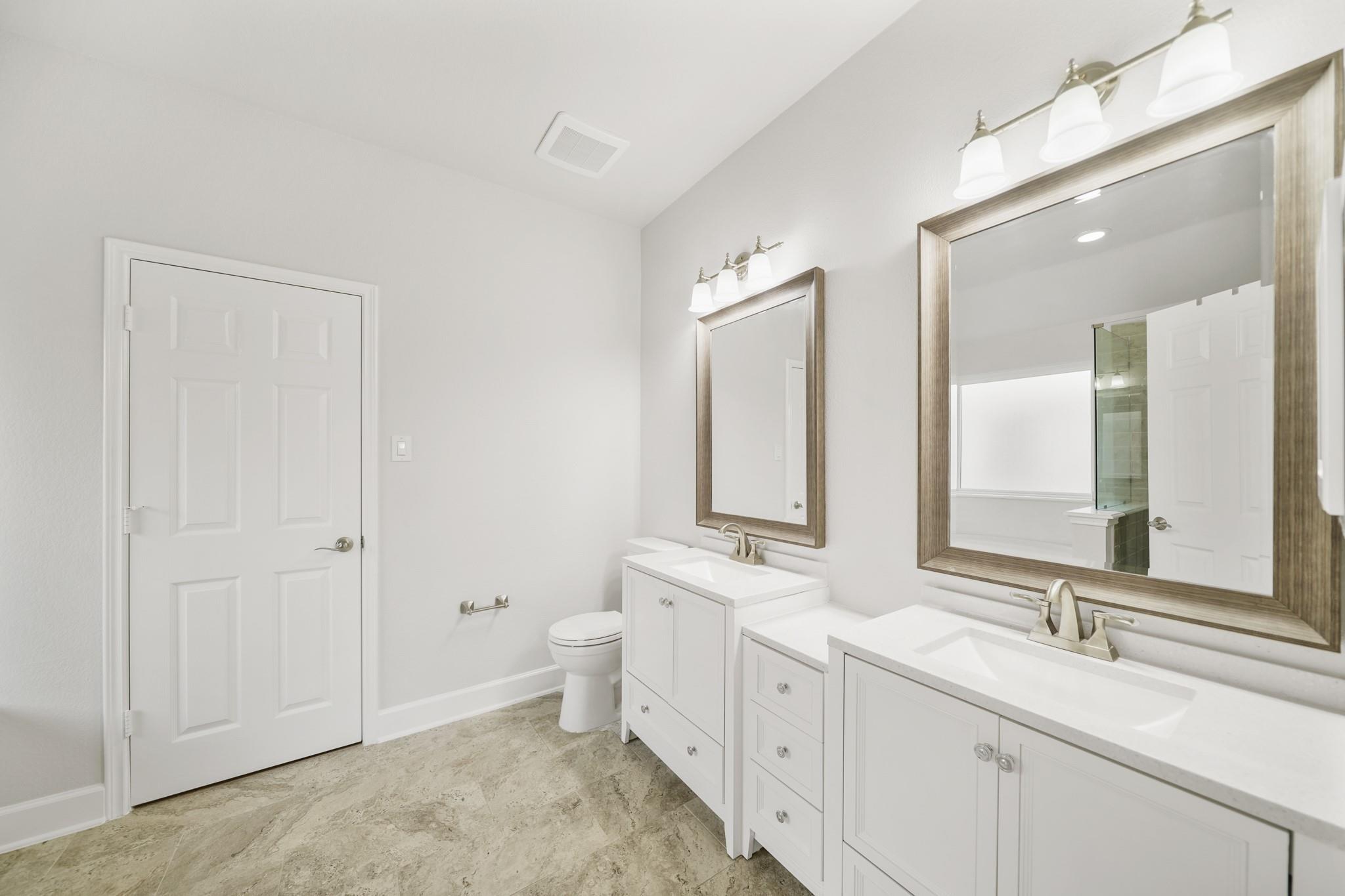 2714 Crestbrook Court