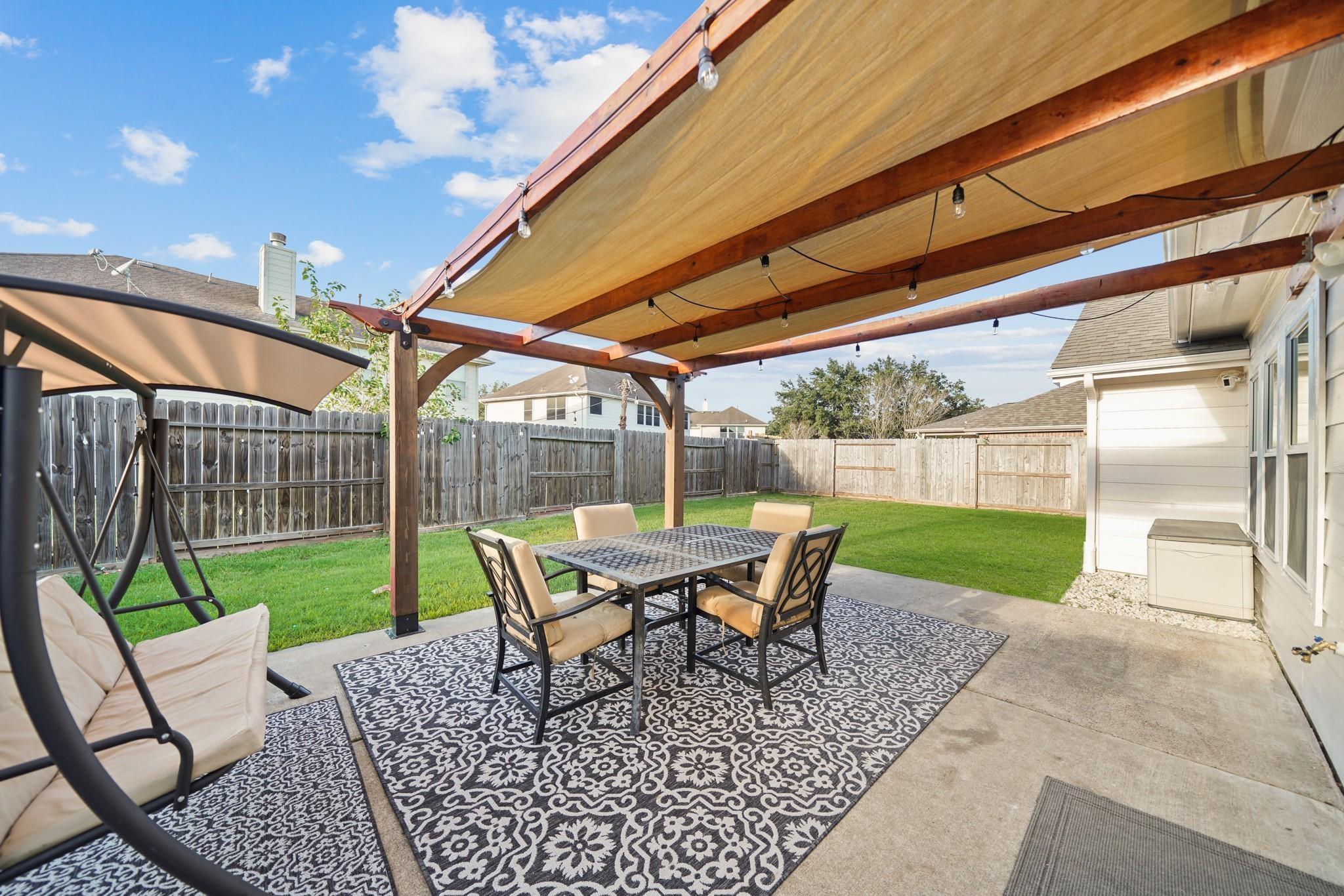 2714 Crestbrook Court