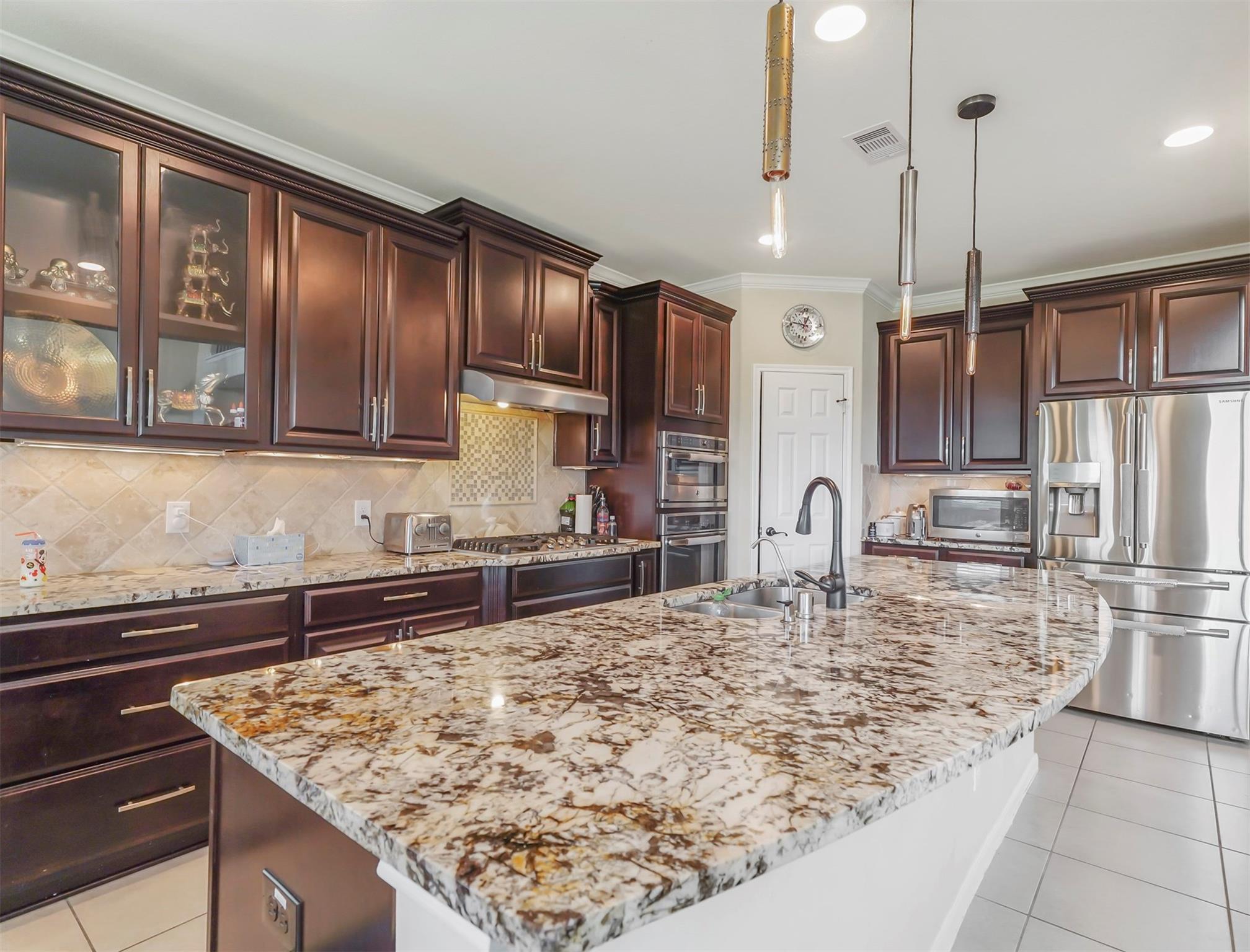 4919 Blackwater Lane, Sugar Land