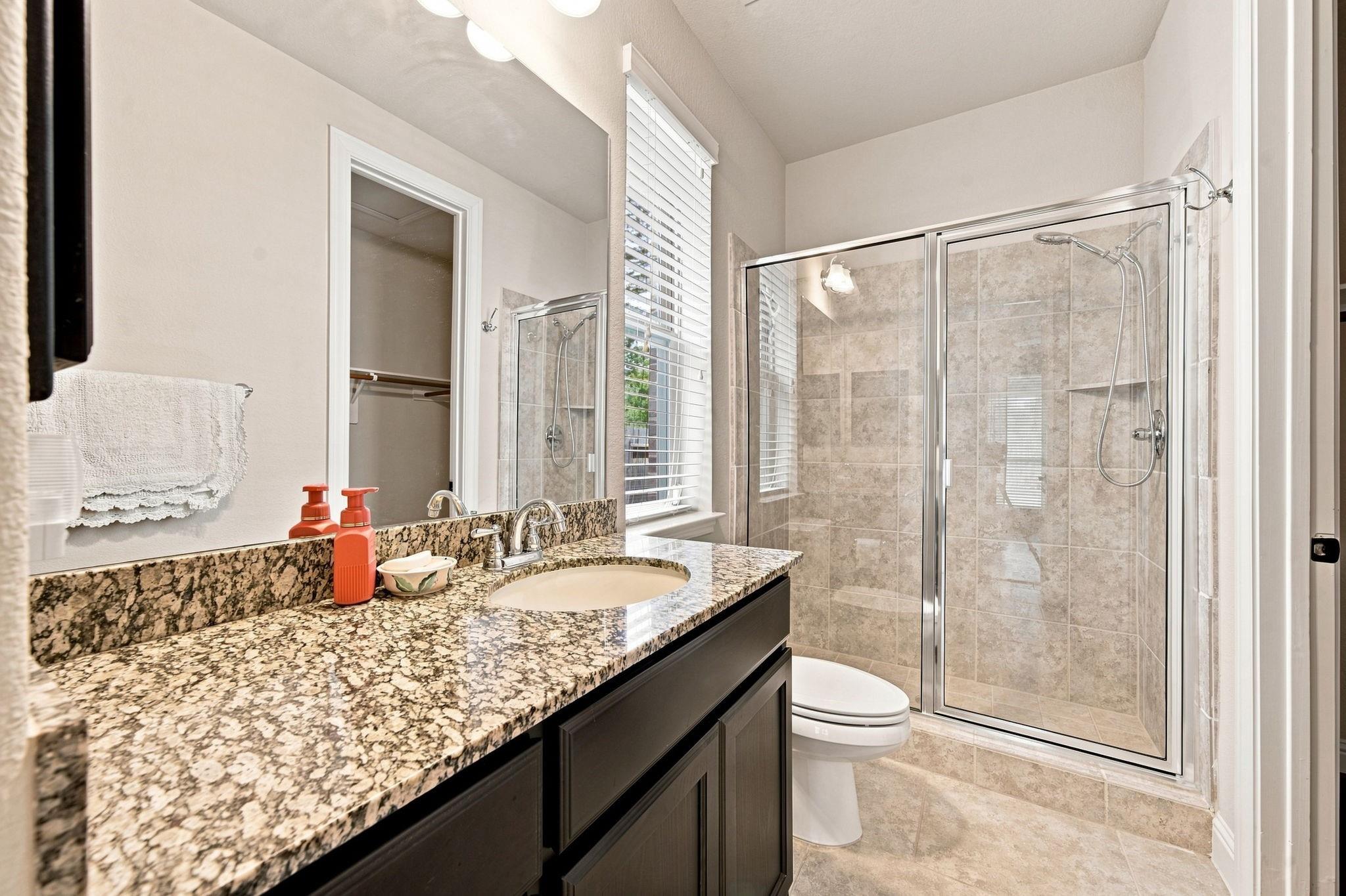 3923 Pebble Heights Lane