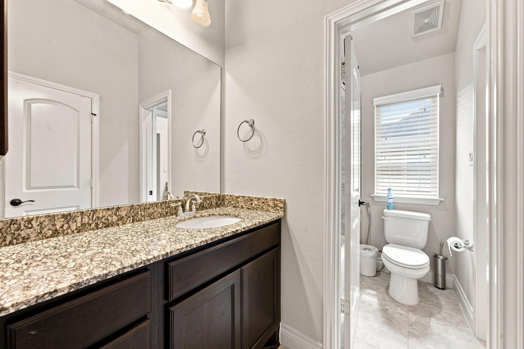 3923 Pebble Heights Lane