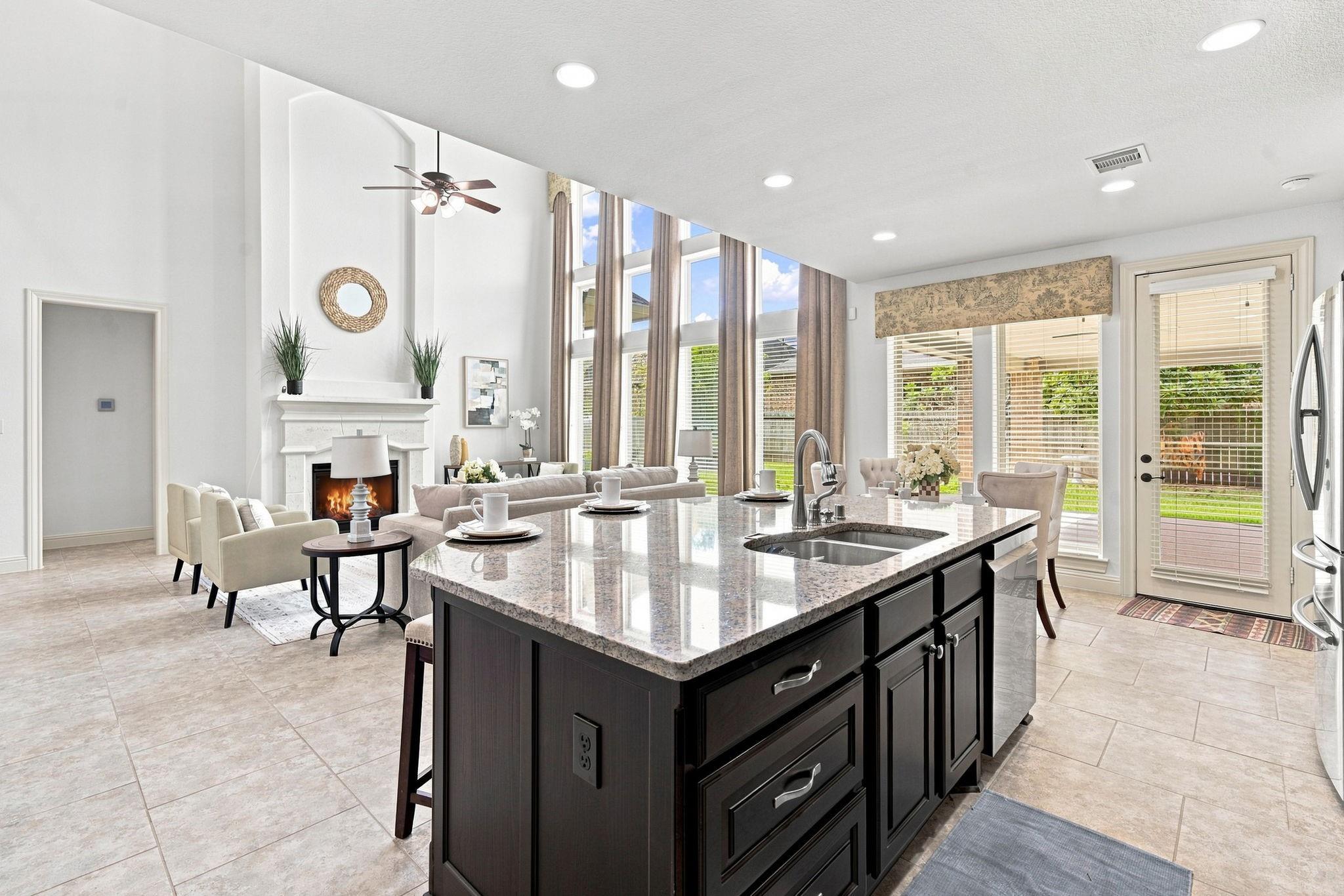 3923 Pebble Heights Lane