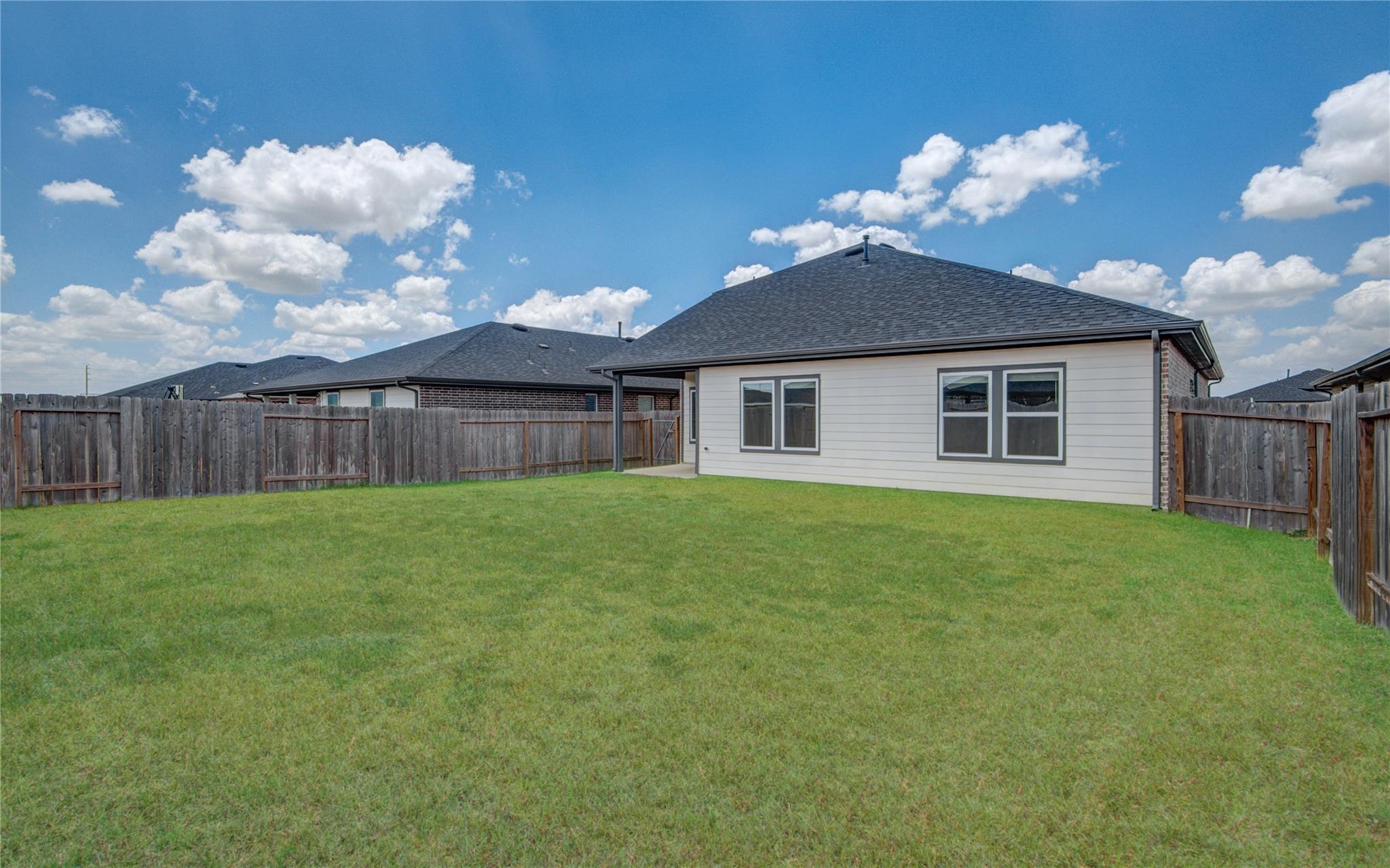 29423 Travis Trace