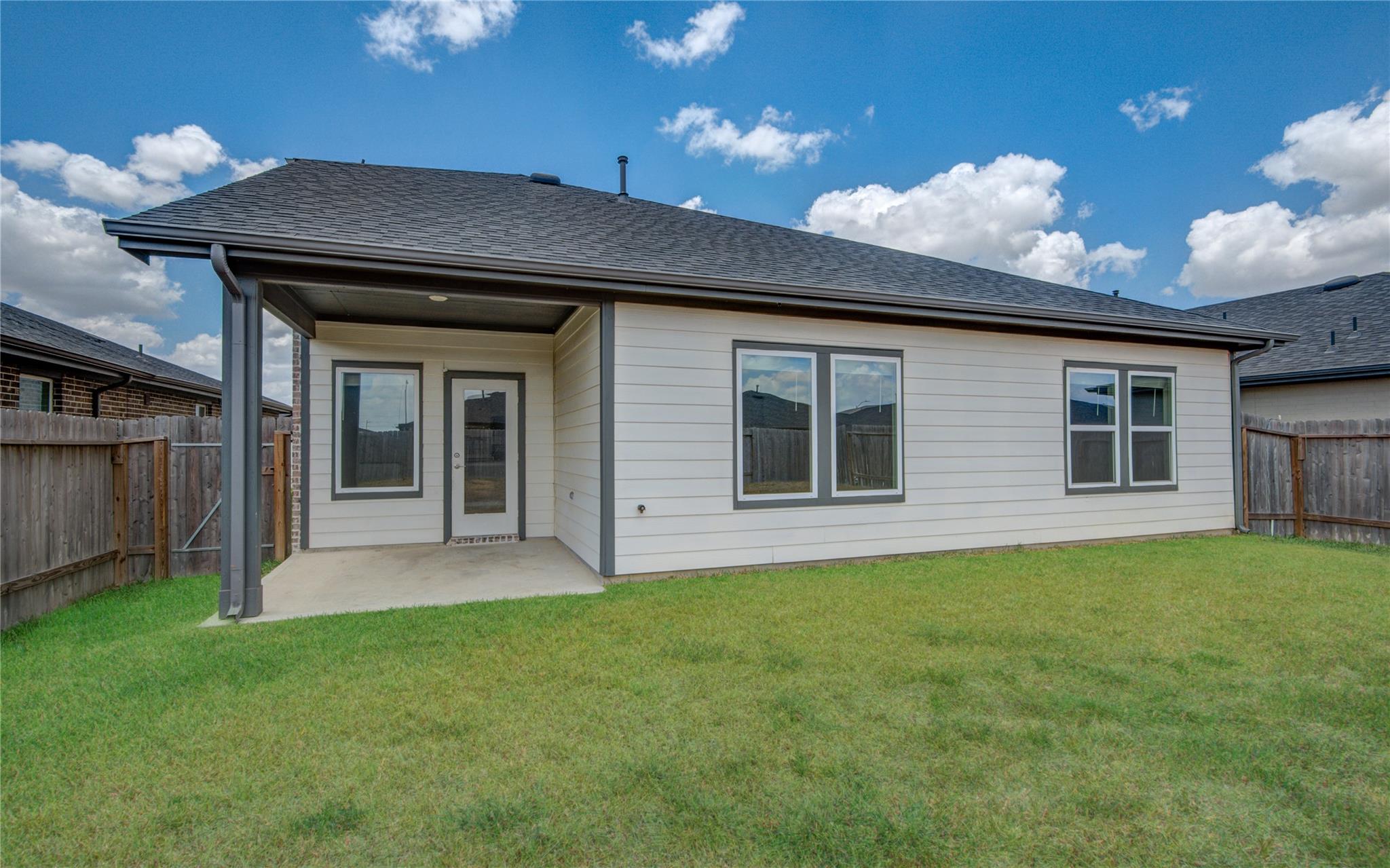 29423 Travis Trace