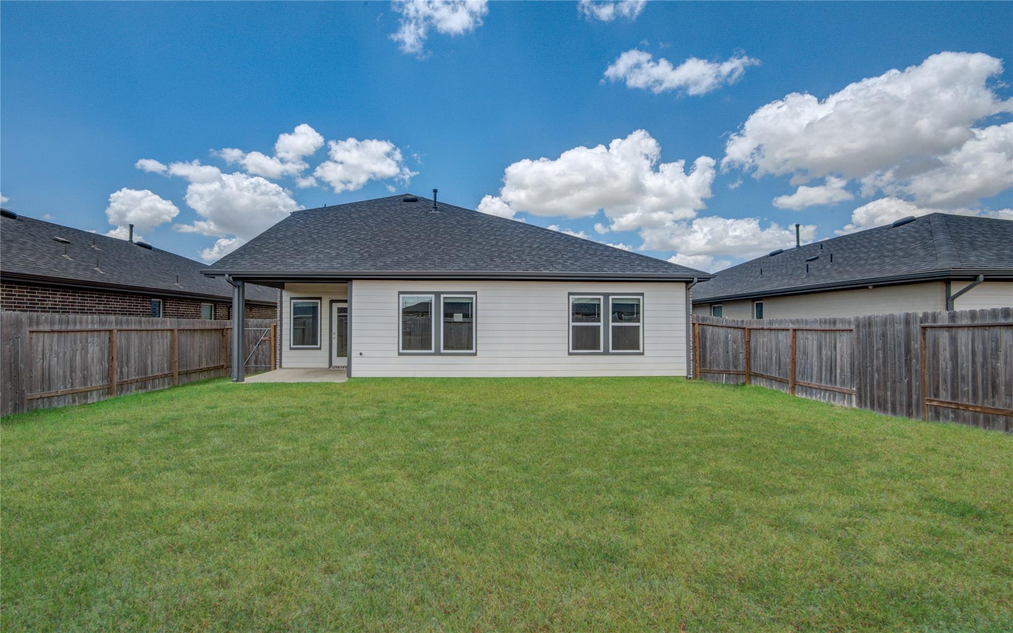 29423 Travis Trace