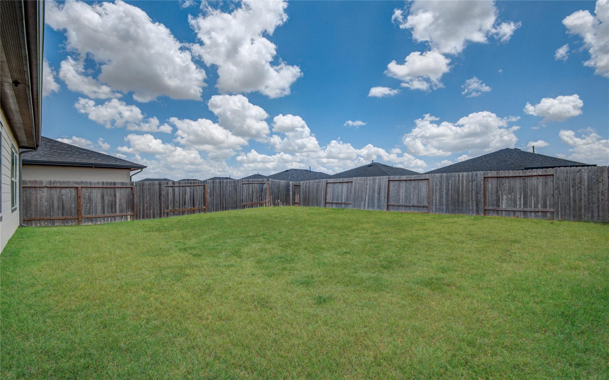 29423 Travis Trace