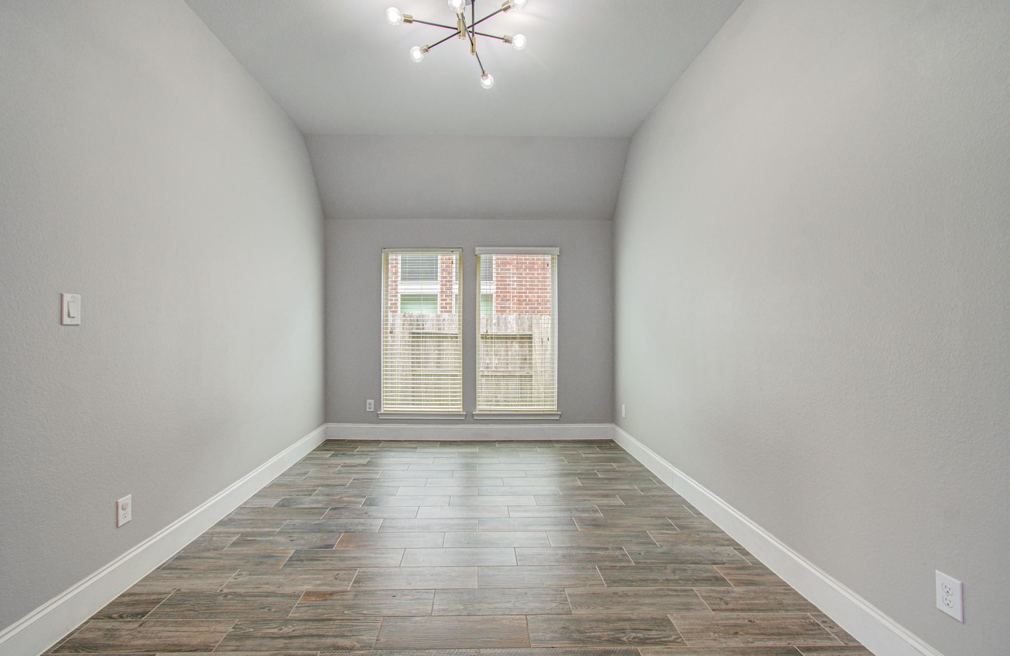 13937 Naples Park Court