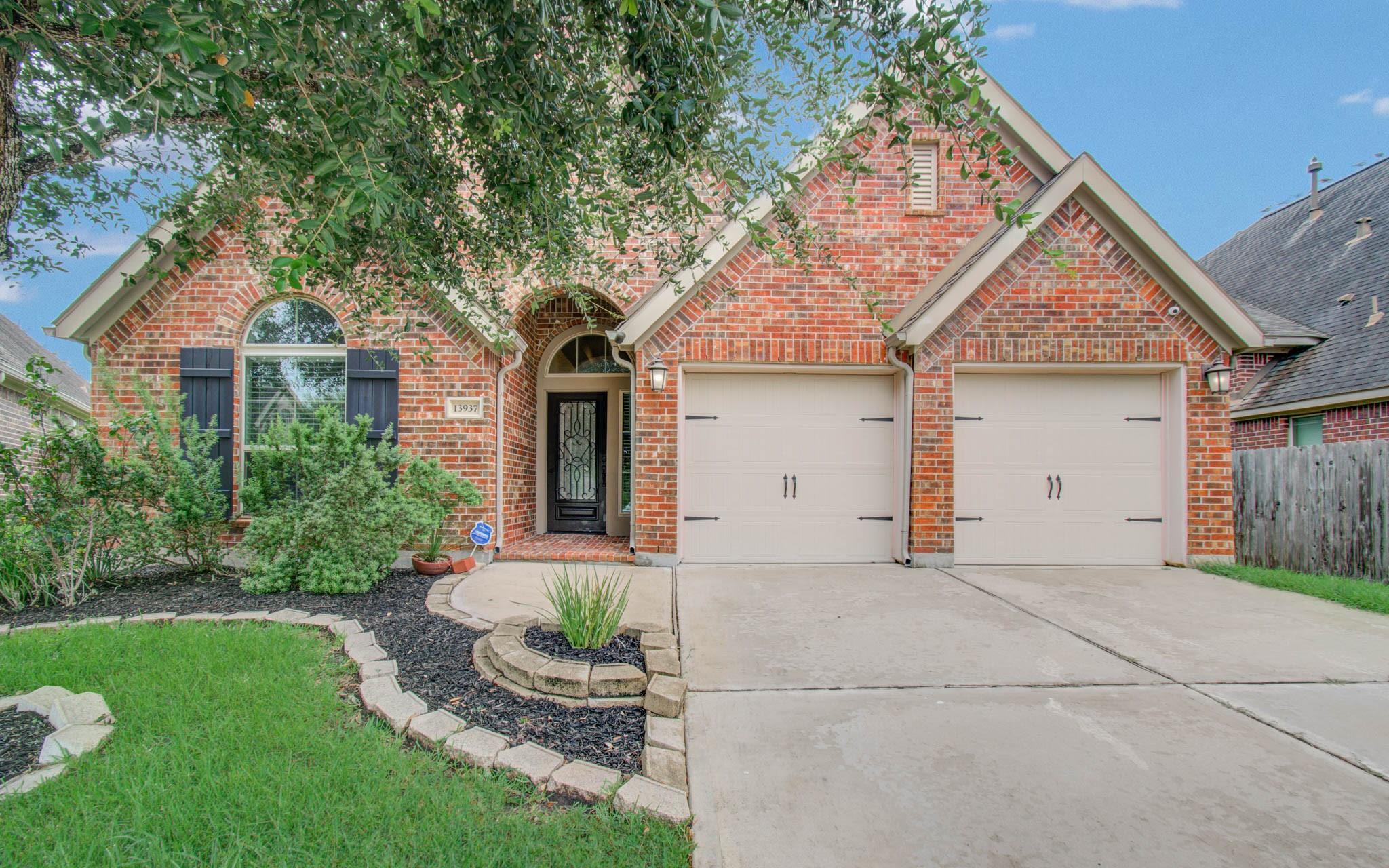 13937 Naples Park Court