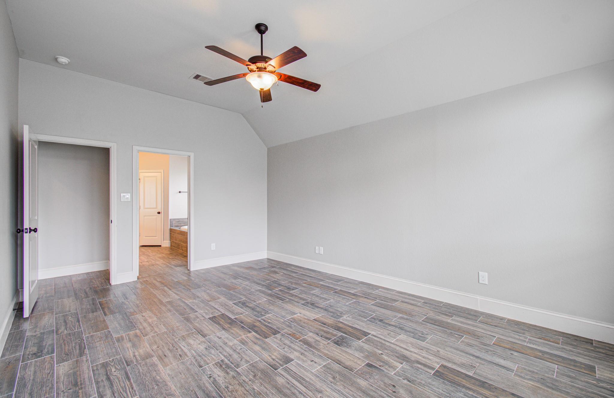 13937 Naples Park Court