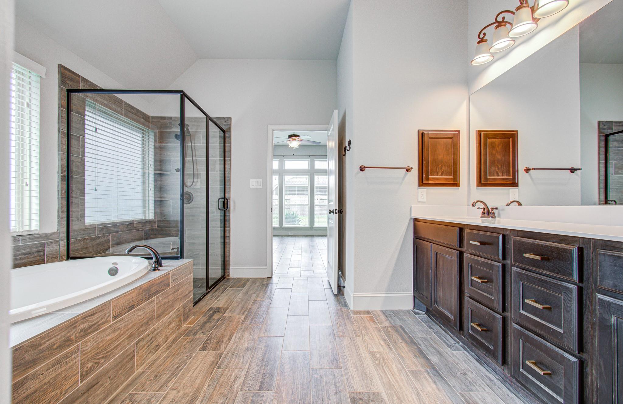 13937 Naples Park Court