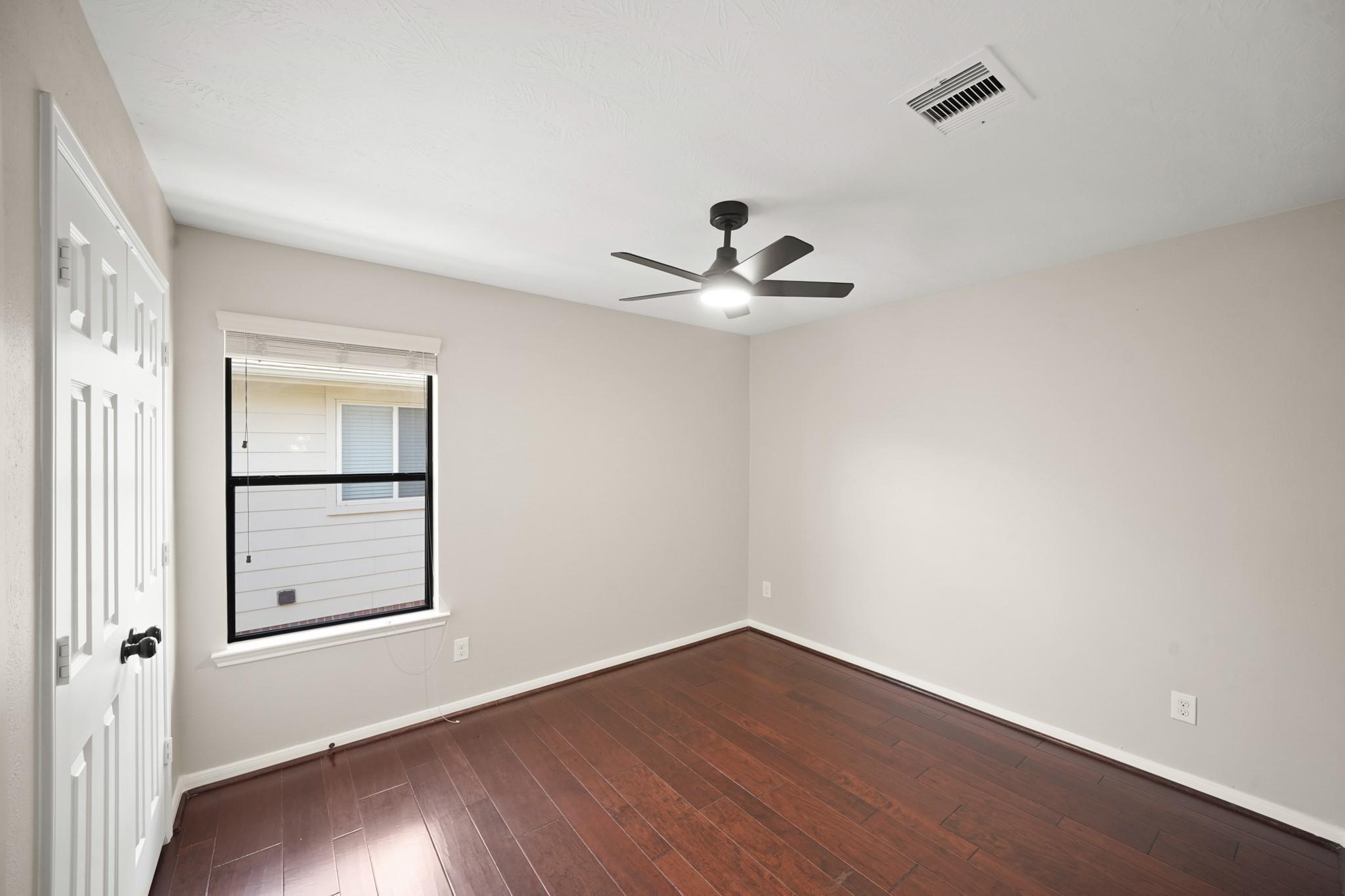 714 Coggins Point Way