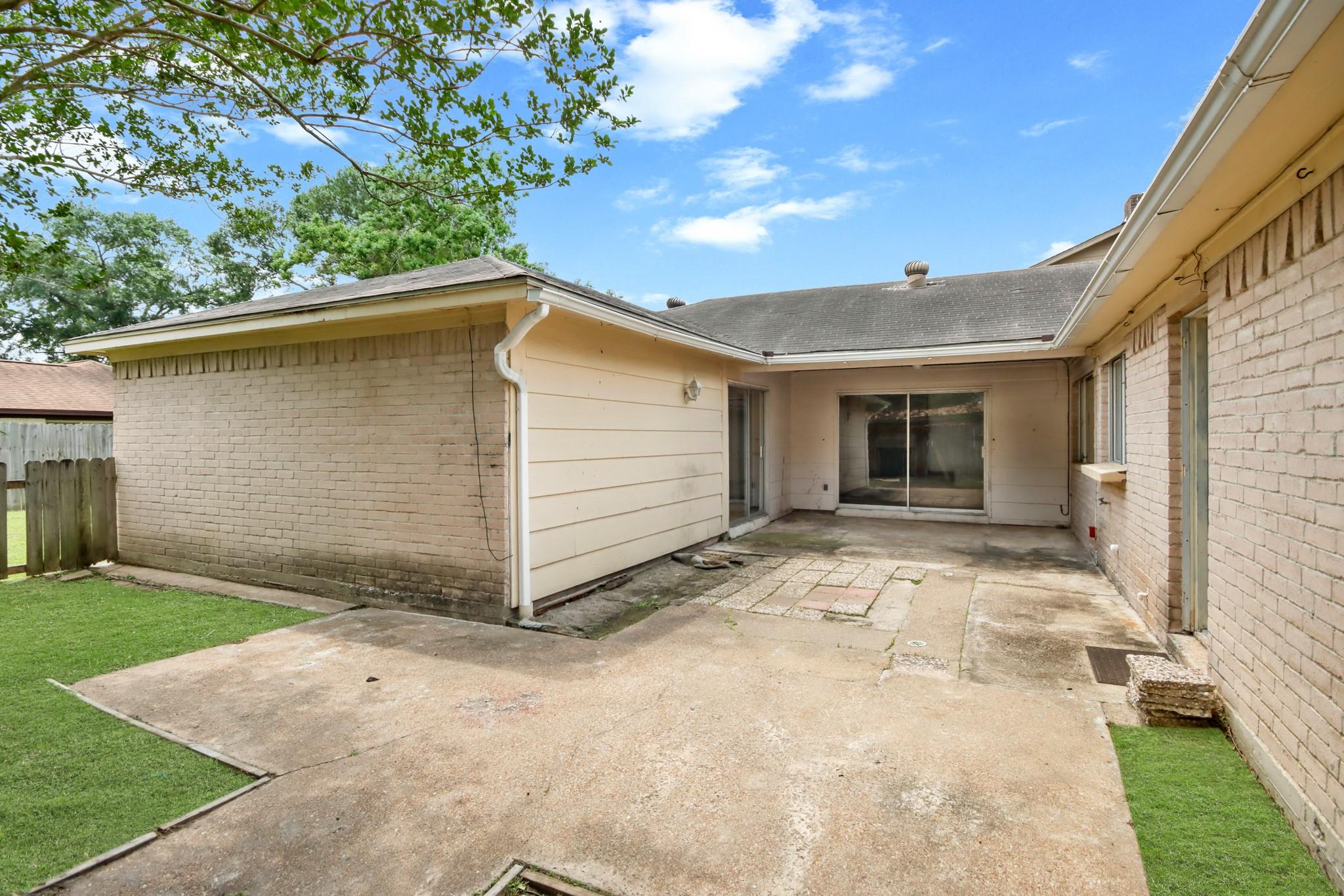 6919 River Mill Drive