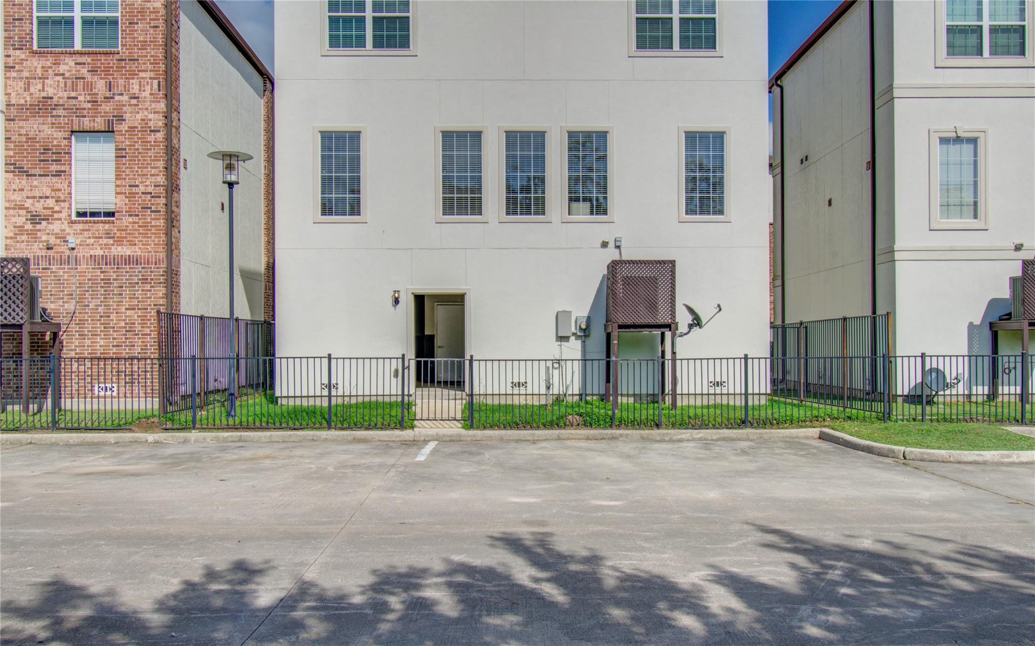 1739 Dominica Drive