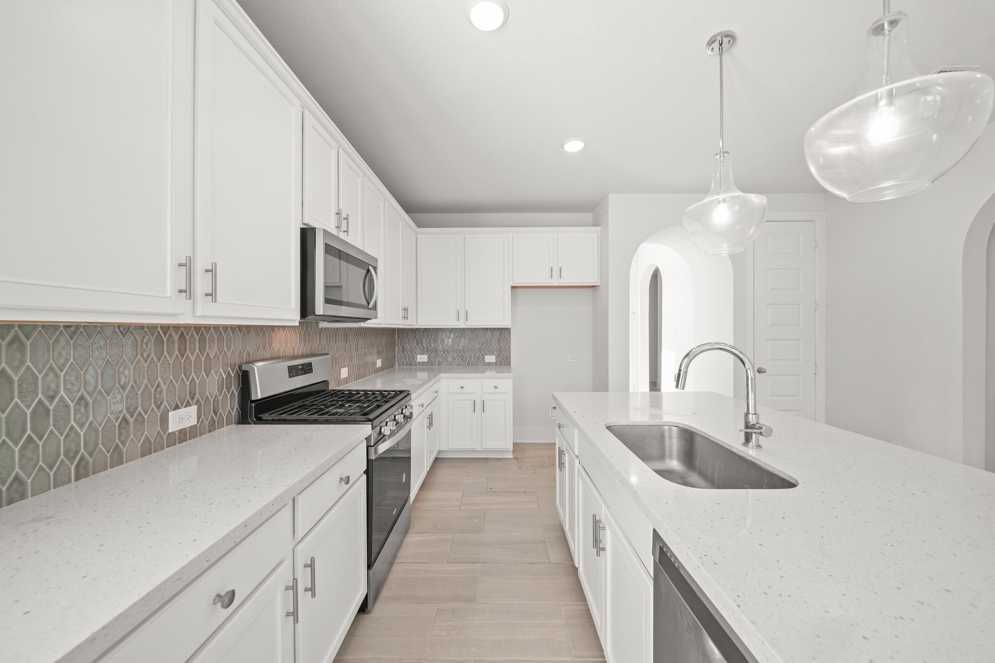 6014 Bristol Spur Lane