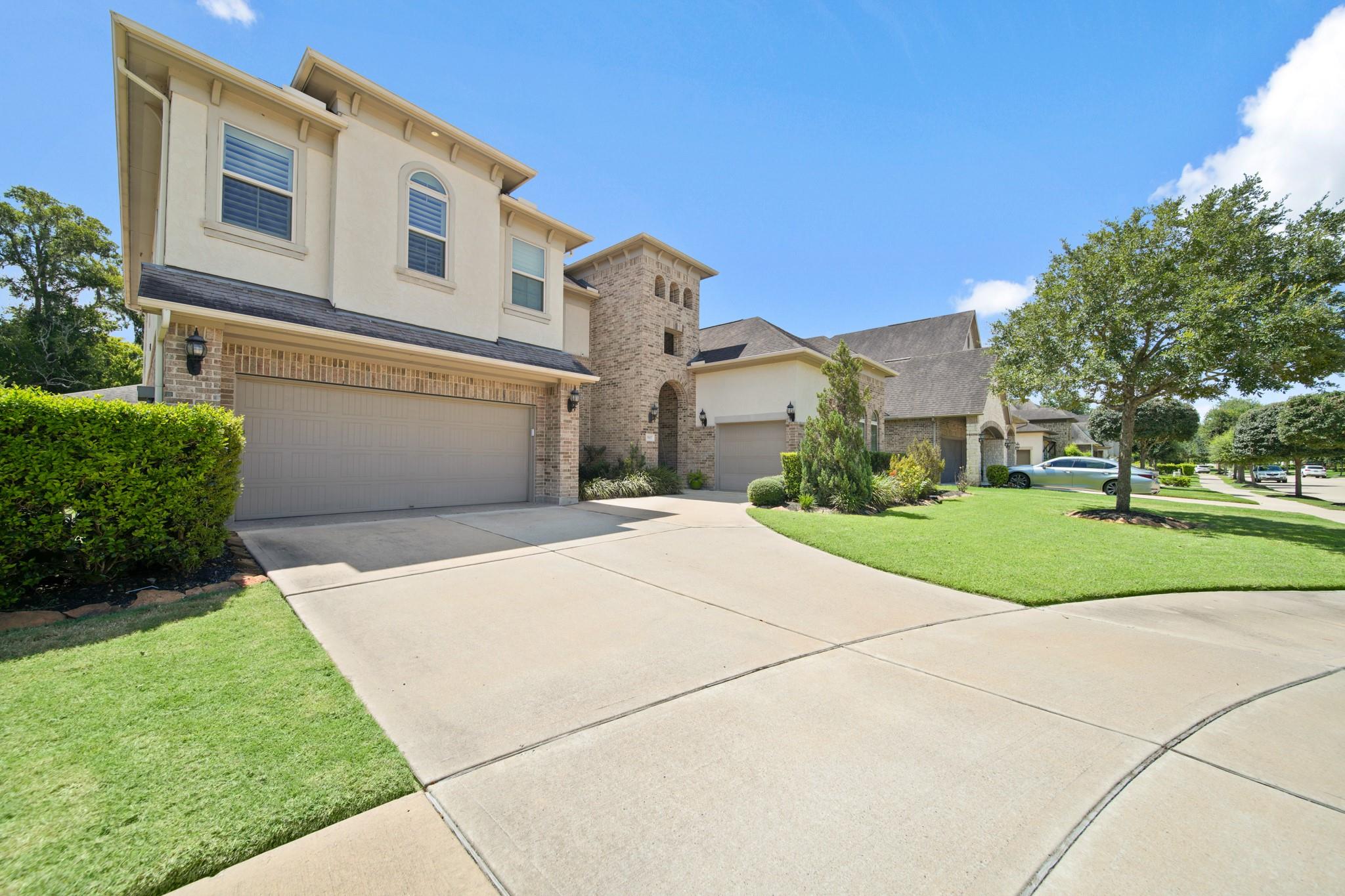 5107 Rowley Falls Lane