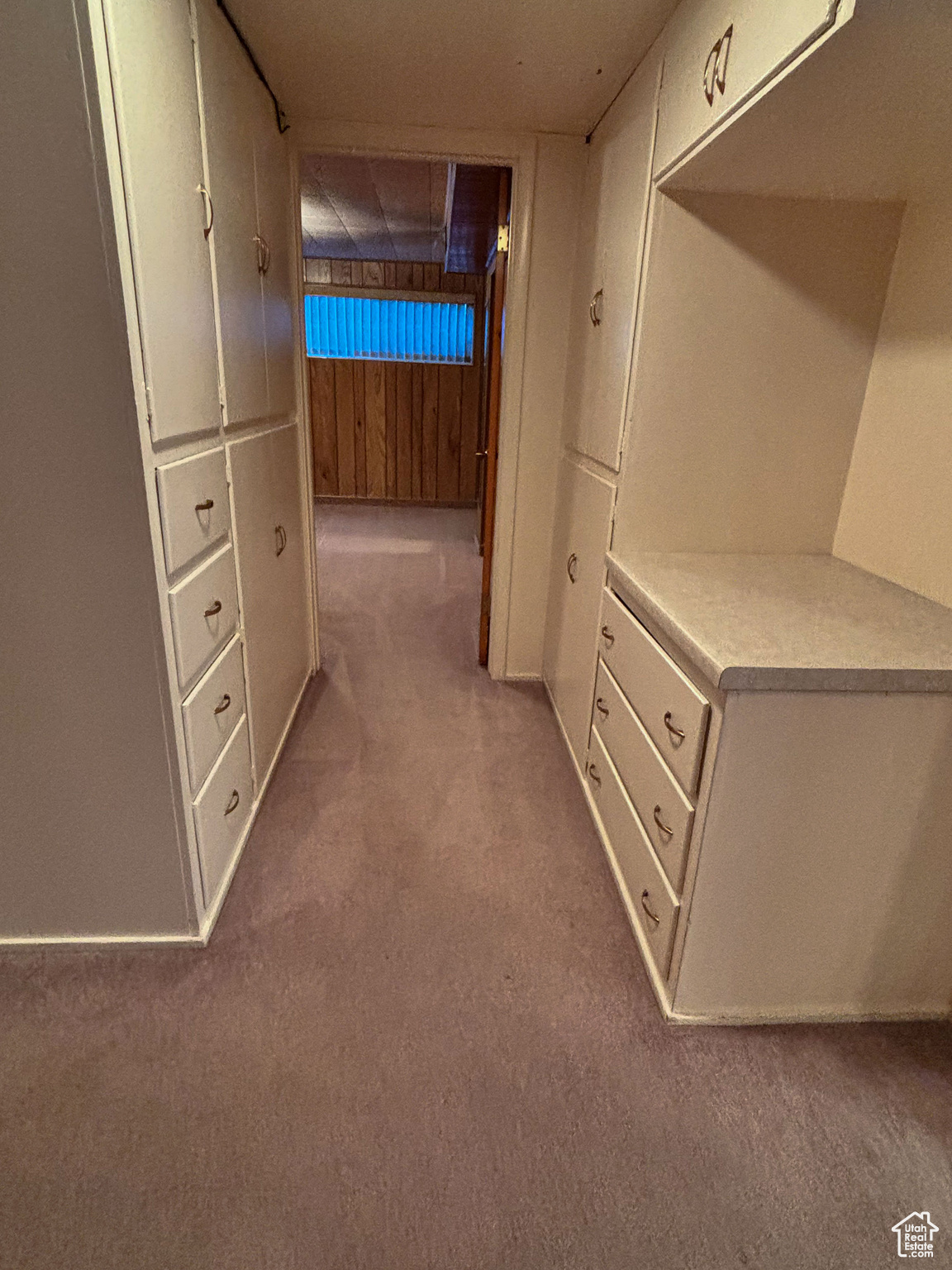 162 E TWIN PEAKS ST
