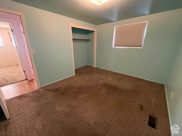 249 E TWIN PEAKS ST