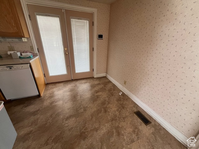 249 E TWIN PEAKS ST
