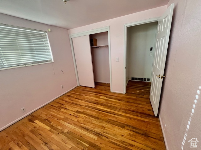 249 E TWIN PEAKS ST