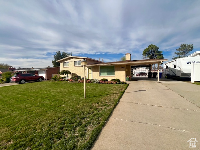 249 E TWIN PEAKS ST