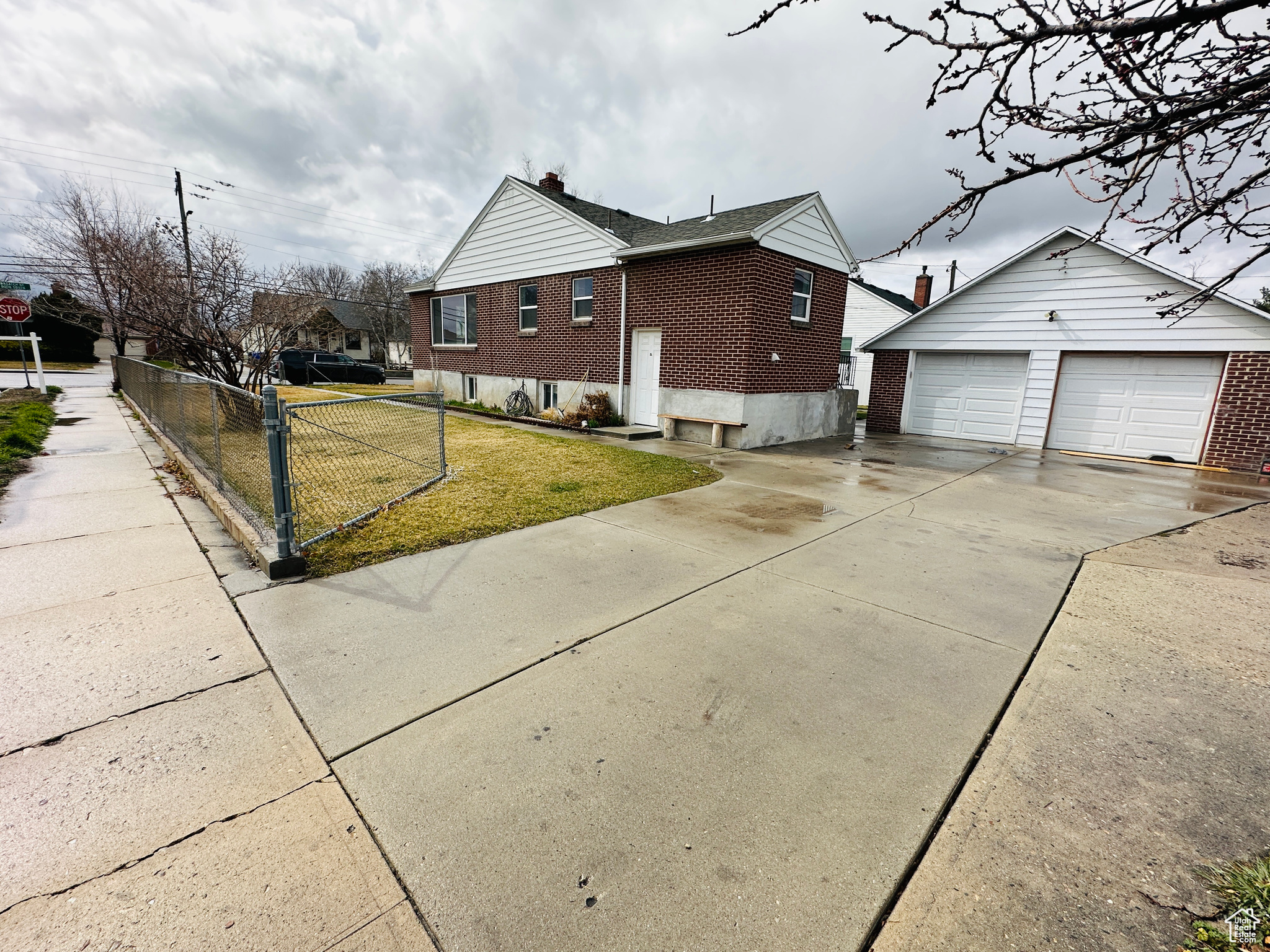 224 W WASATCH ST
