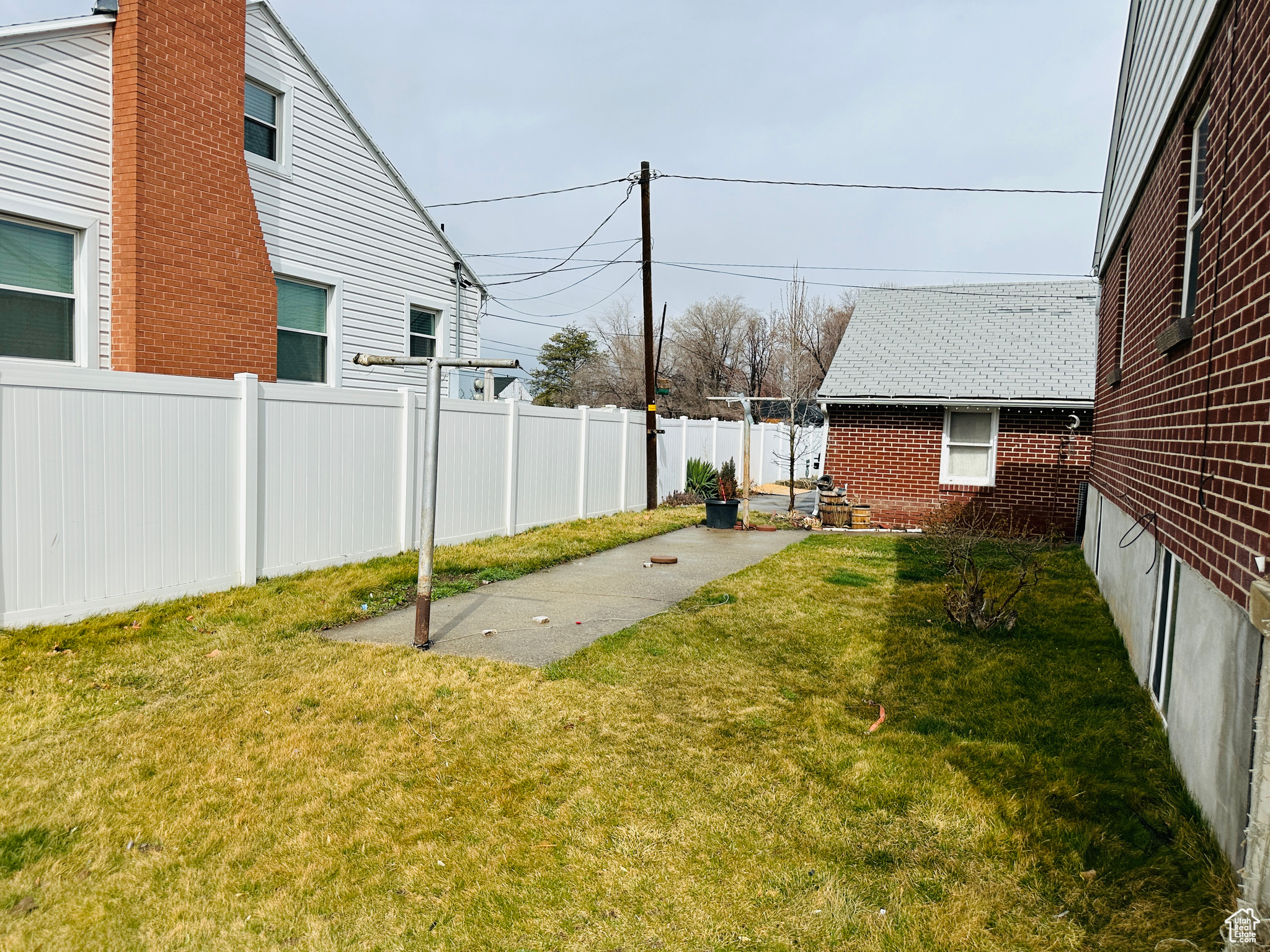 224 W WASATCH ST