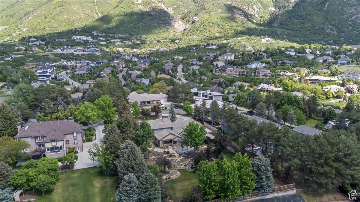 3 DAWN HILL DR